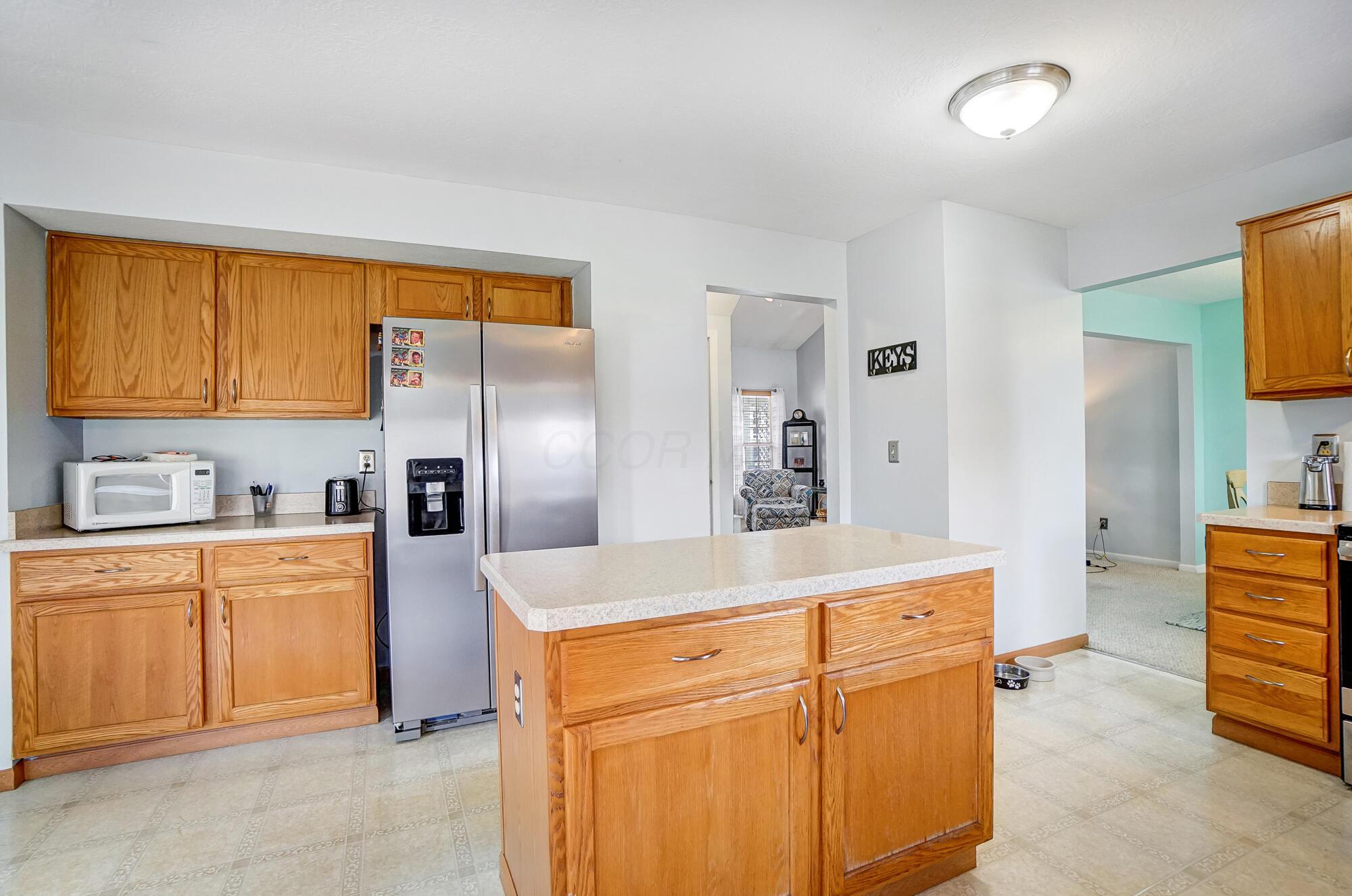 8572 Robbins Loop Drive Property Photo 11