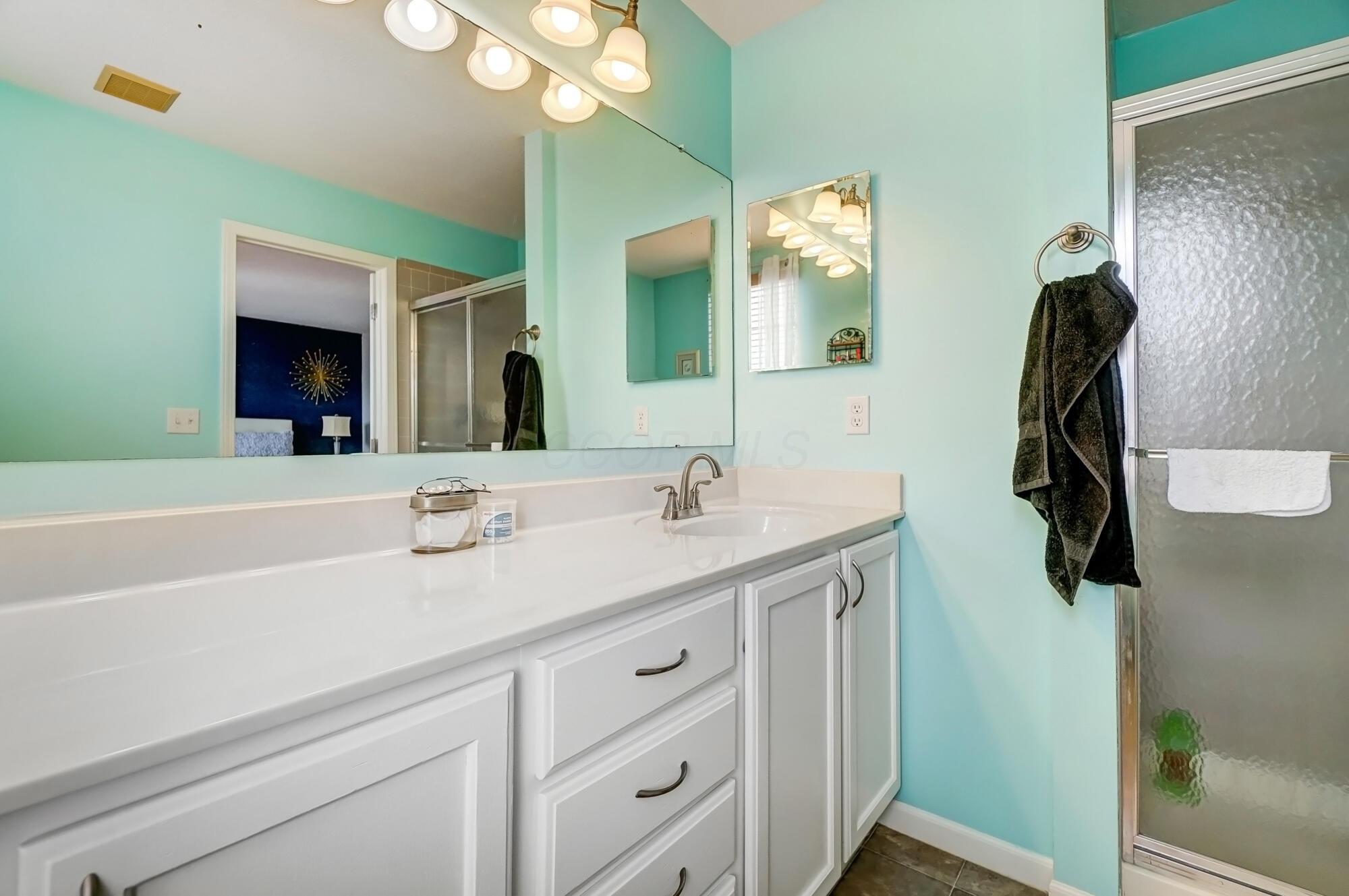 8572 Robbins Loop Drive Property Photo 28