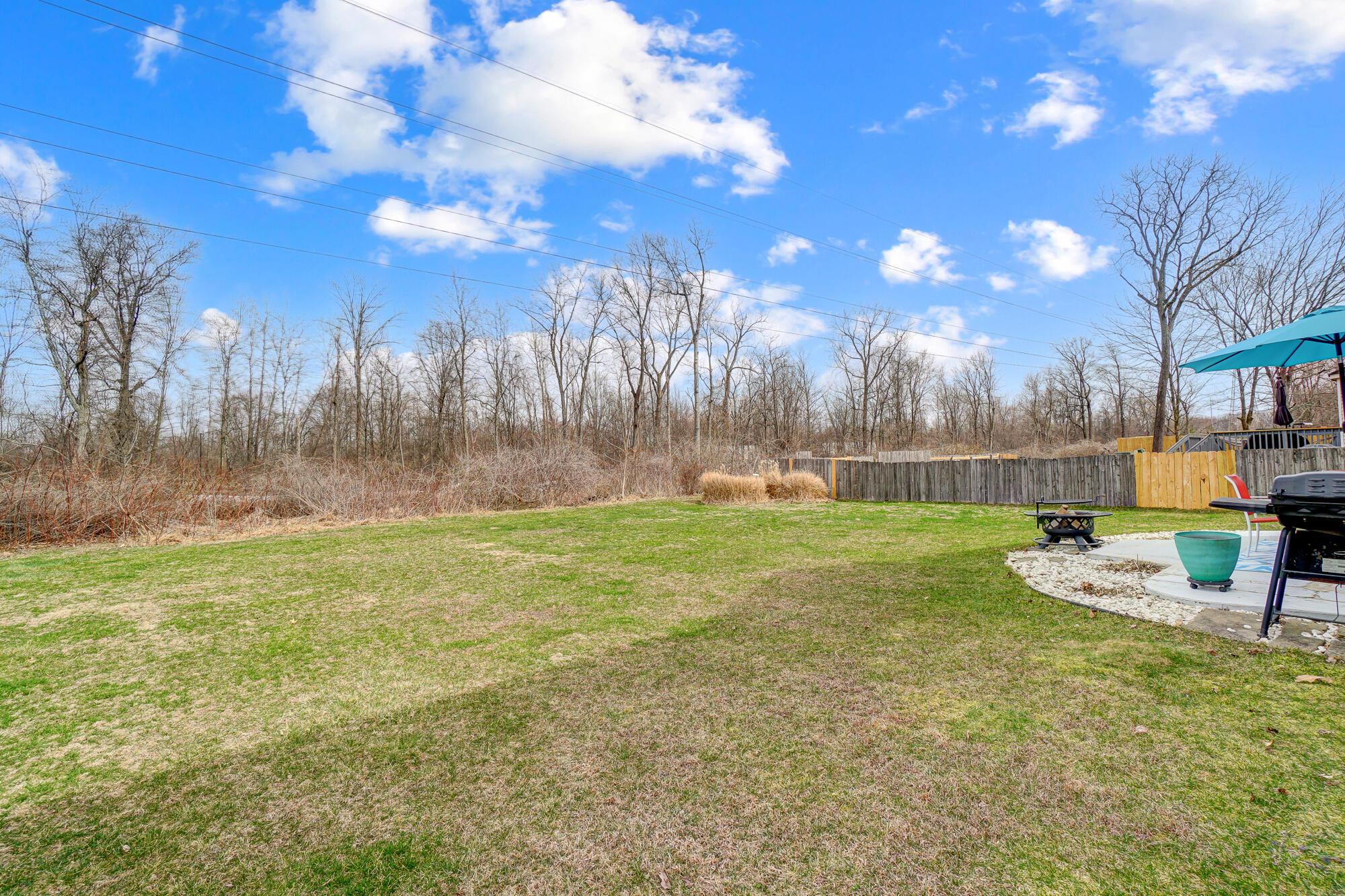 8572 Robbins Loop Drive Property Photo 42