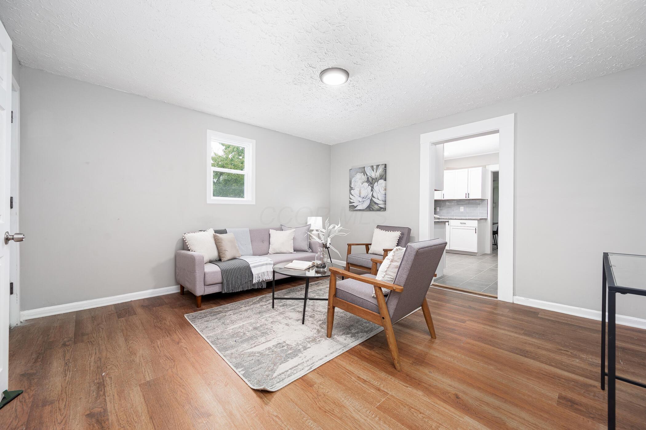1535 Thomas Avenue Property Photo 4