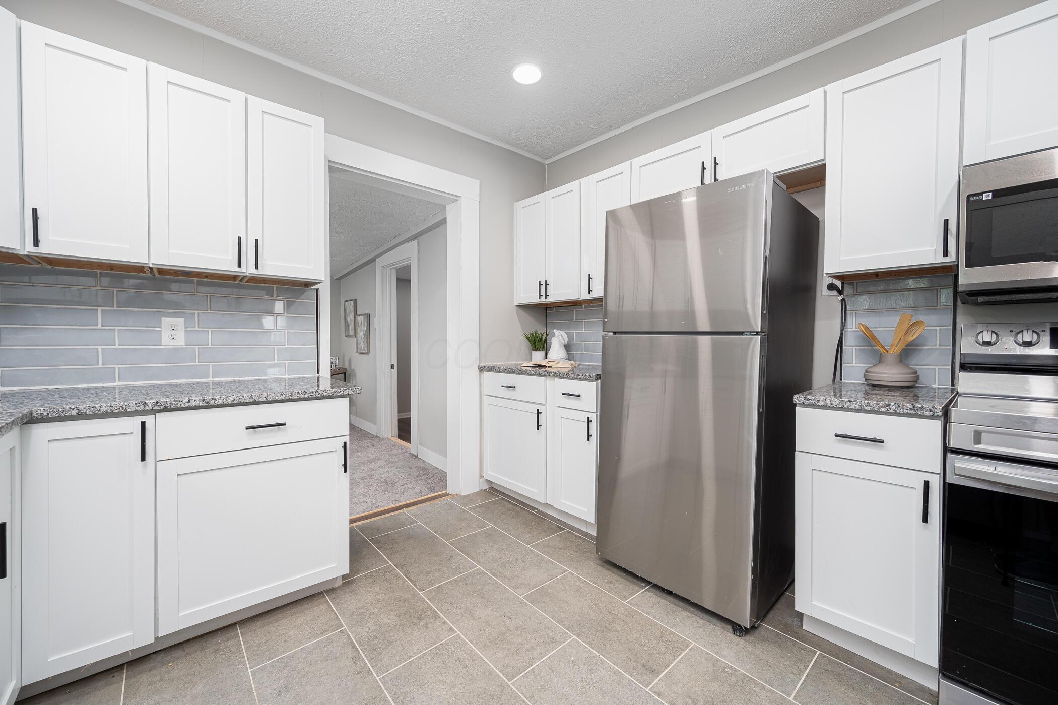 1535 Thomas Avenue Property Photo 10