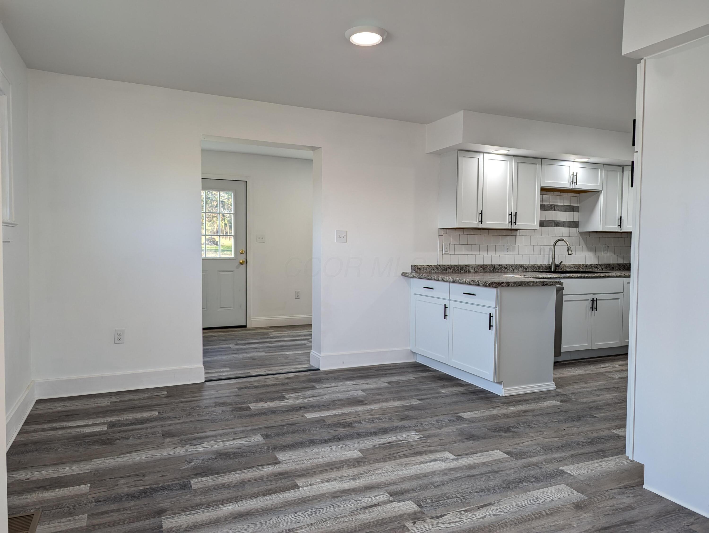 2431 Hillside Avenue Property Photo 10
