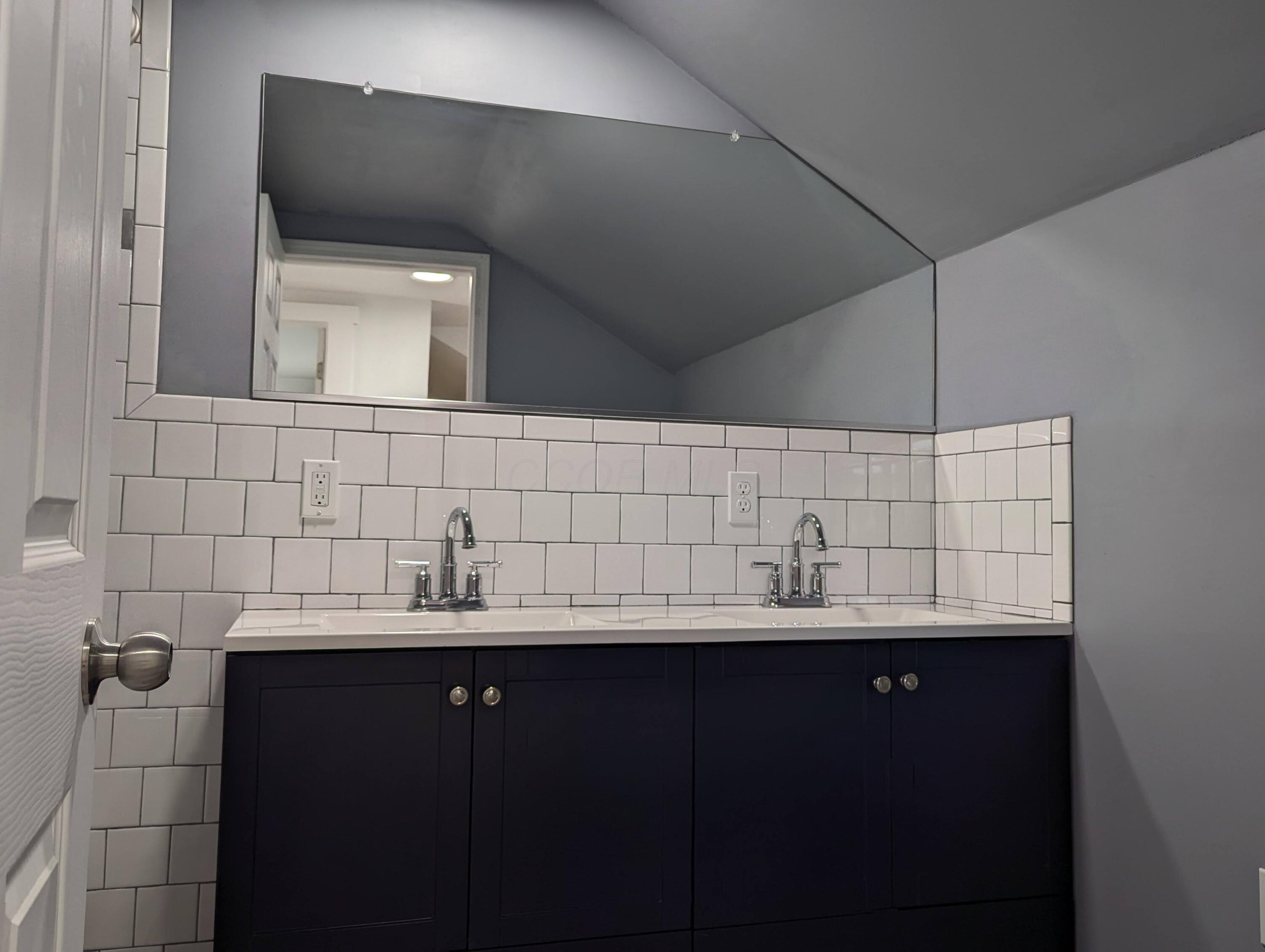 2431 Hillside Avenue Property Photo 16