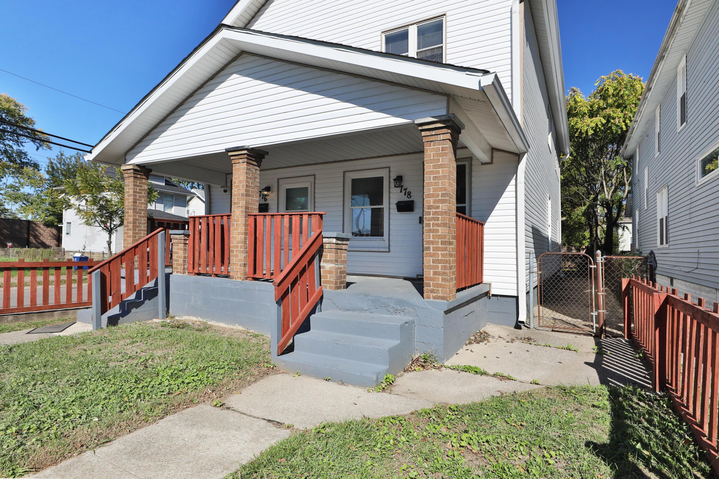 776-778 Gibbard Avenue Property Photo 4