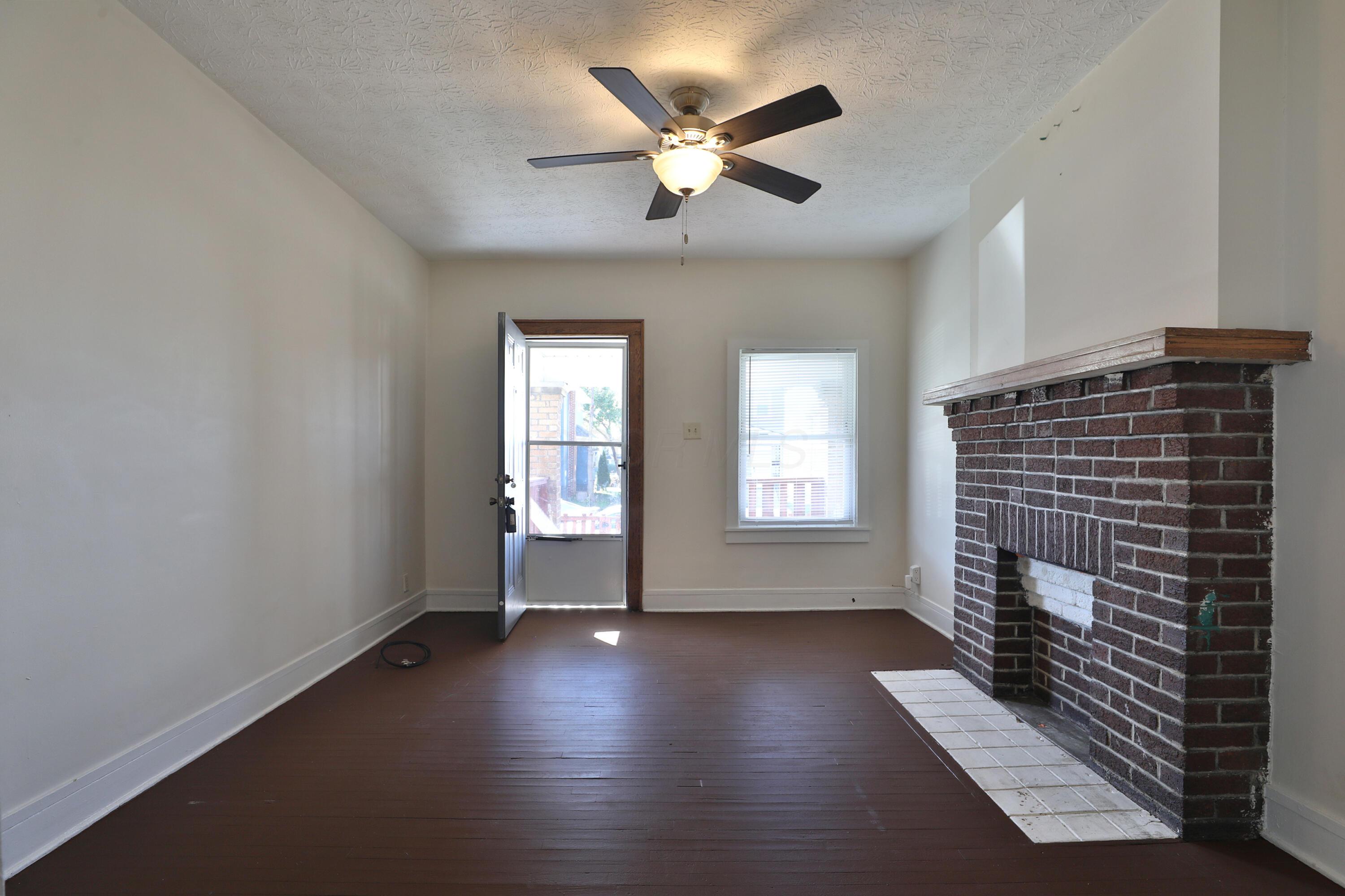 776-778 Gibbard Avenue Property Photo 6
