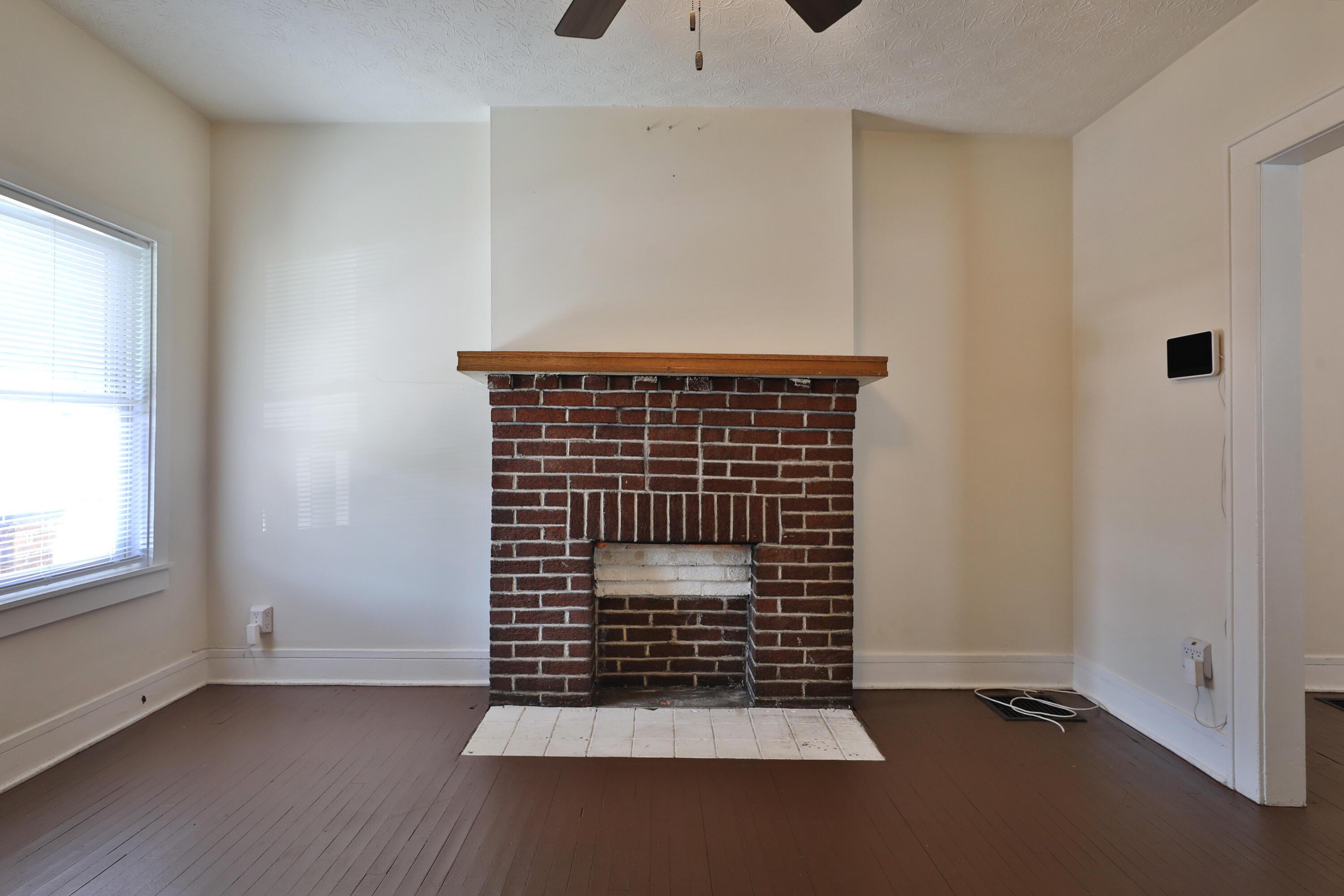 776-778 Gibbard Avenue Property Photo 8