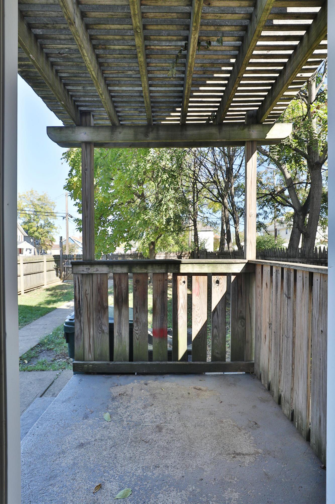 776-778 Gibbard Avenue Property Photo 31