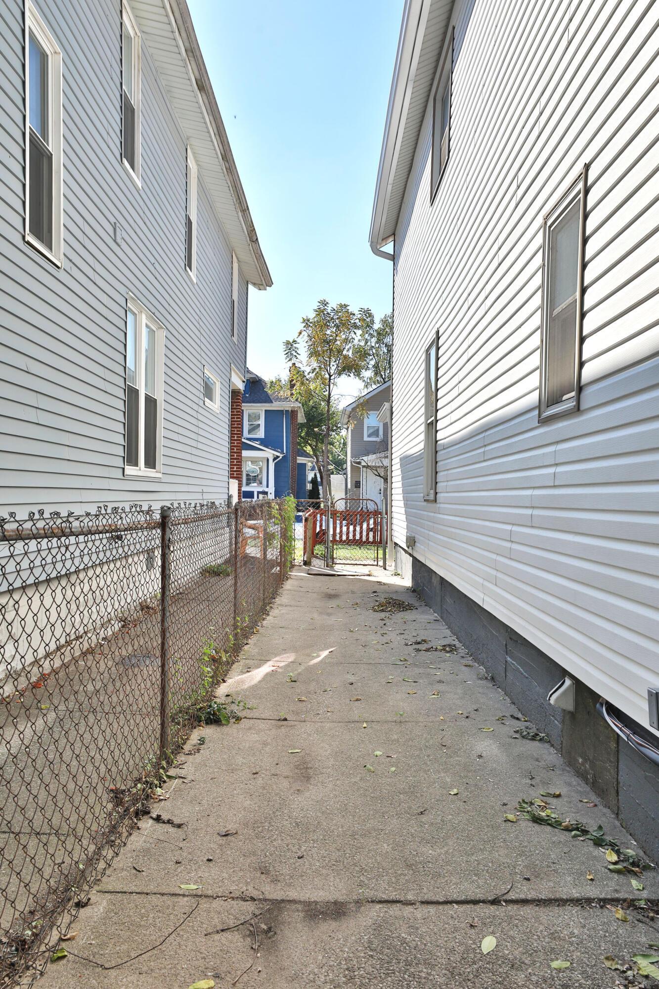 776-778 Gibbard Avenue Property Photo 34