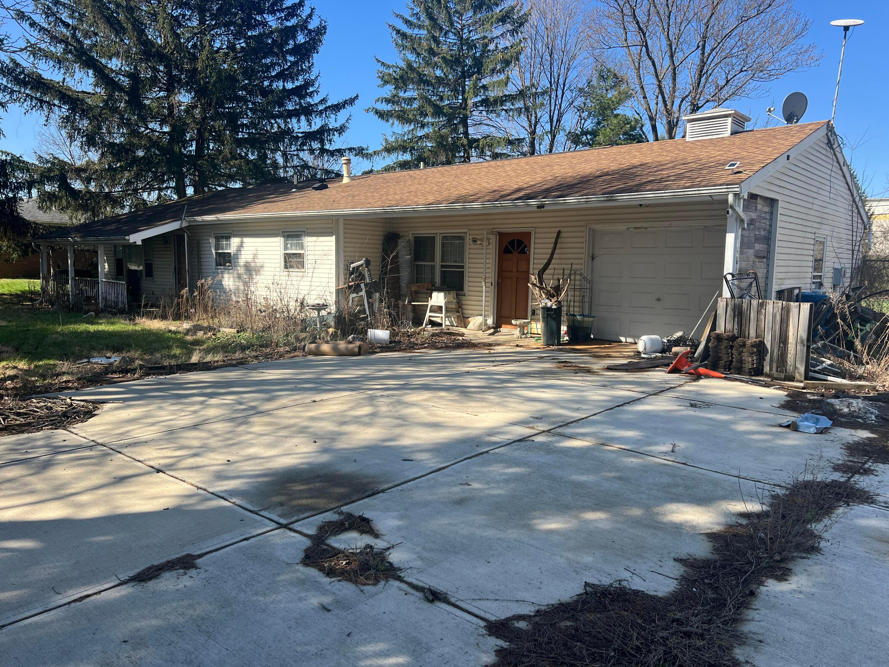 6635 Alum Creek Drive Property Photo 2