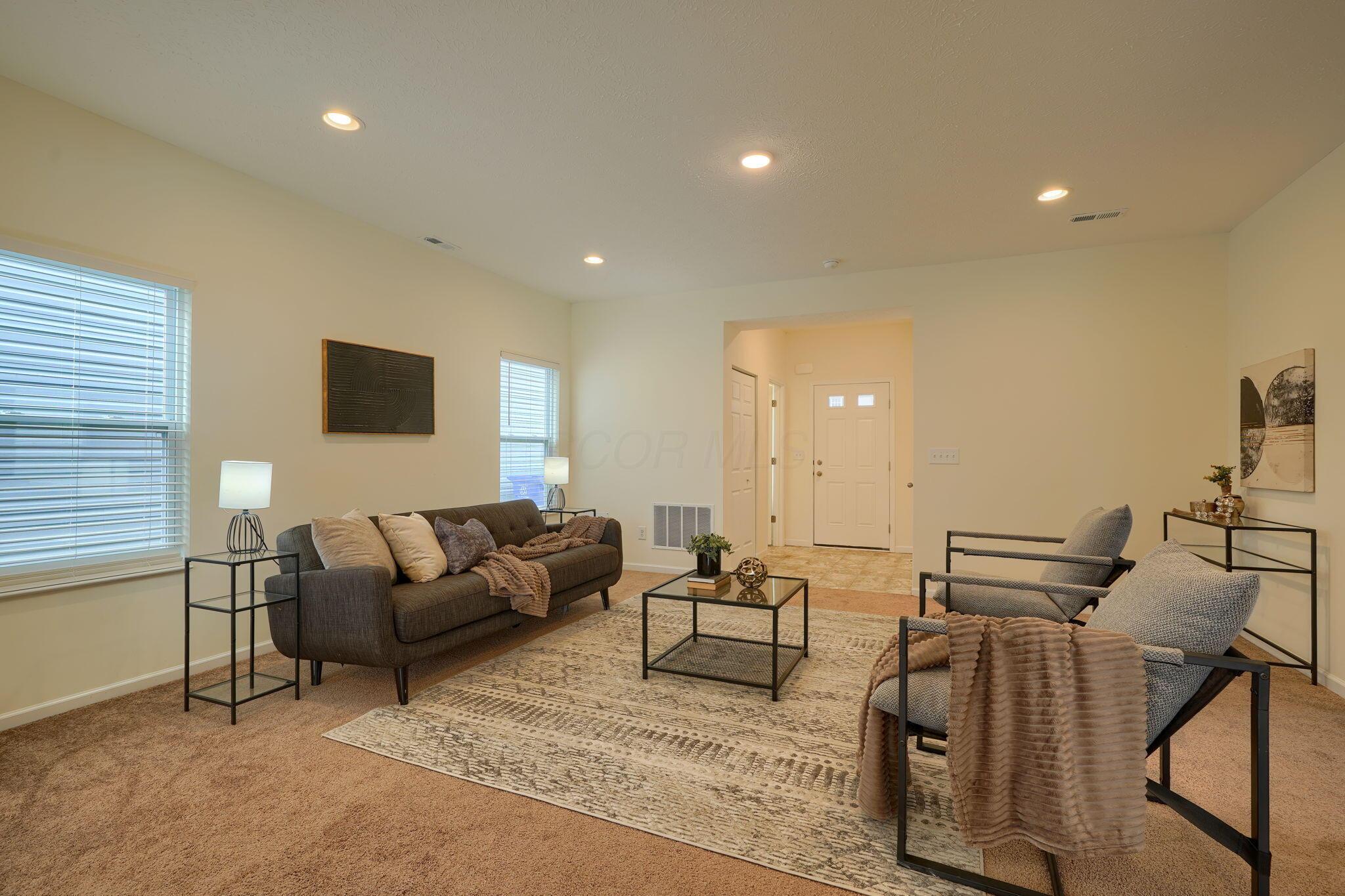 4398 Coble Bowman Way Property Photo 5
