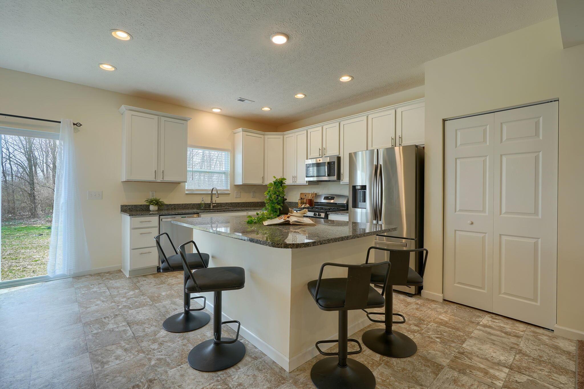 4398 Coble Bowman Way Property Photo 10