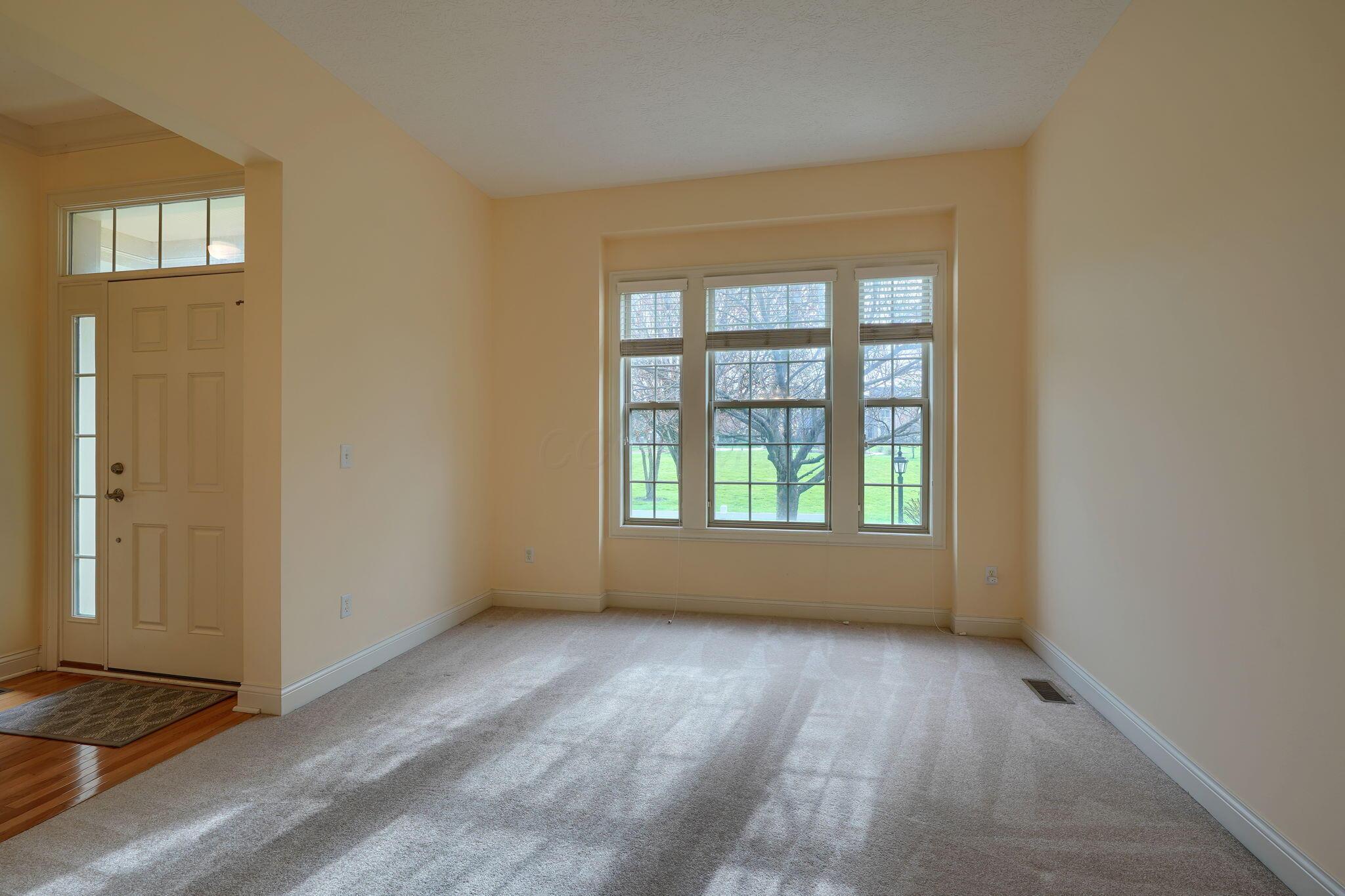 4227 Tuller Ridge Drive Property Photo 4