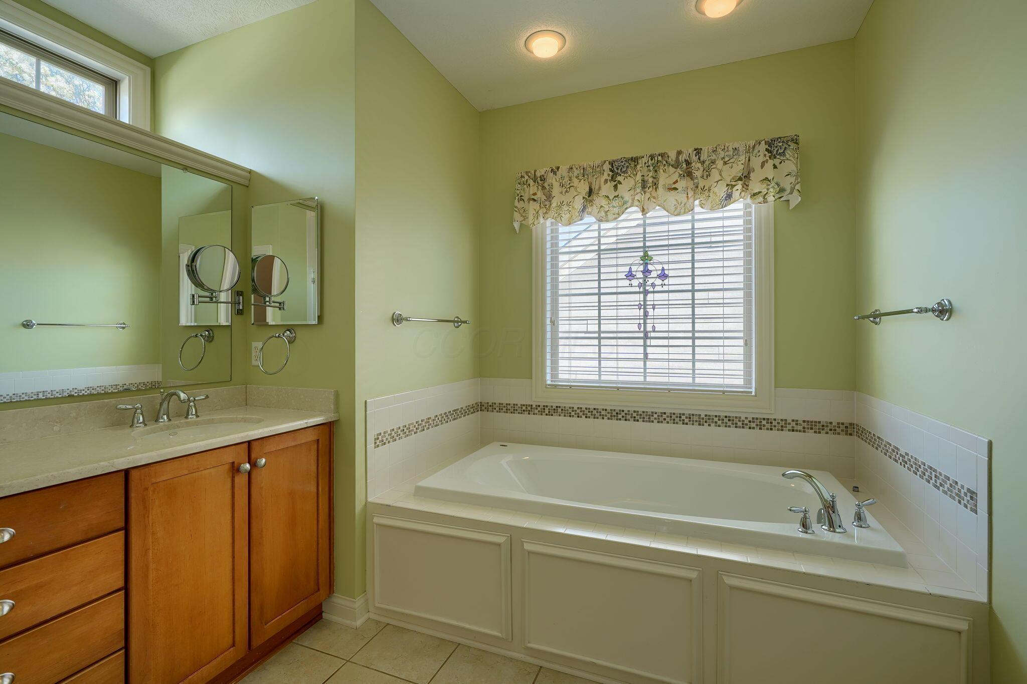 4227 Tuller Ridge Drive Property Photo 21