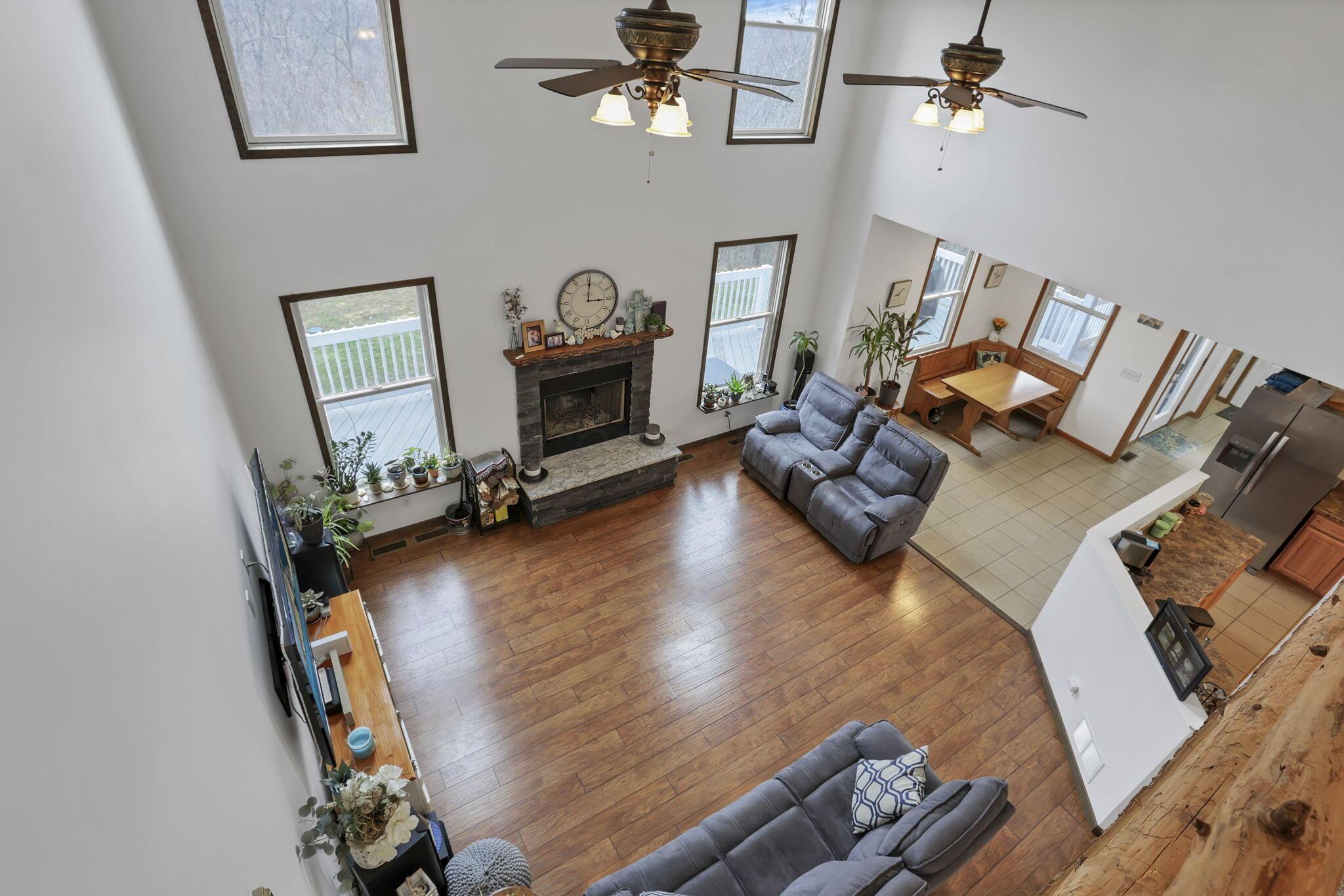64900 Redbud Road Property Photo 5