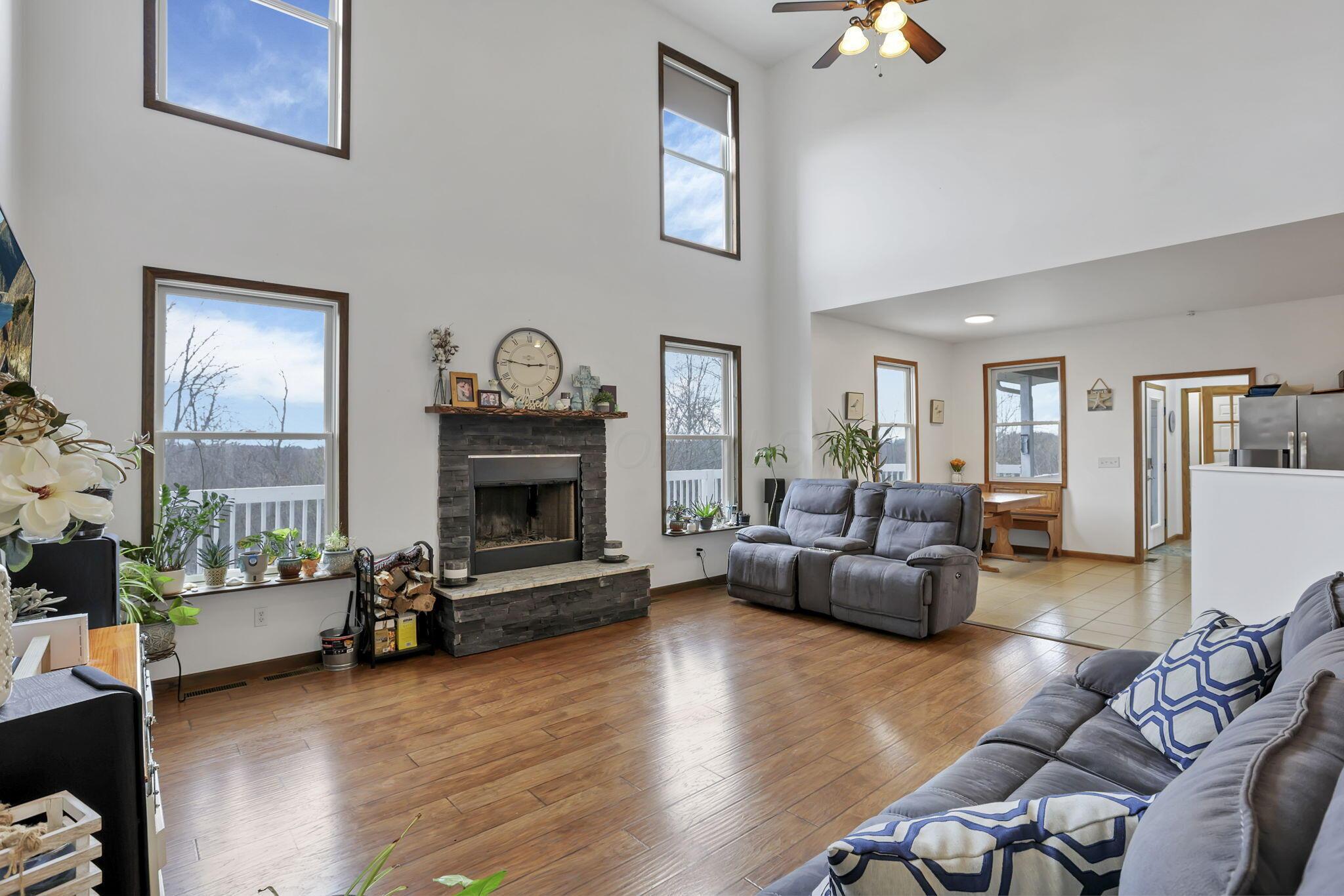 64900 Redbud Road Property Photo 8