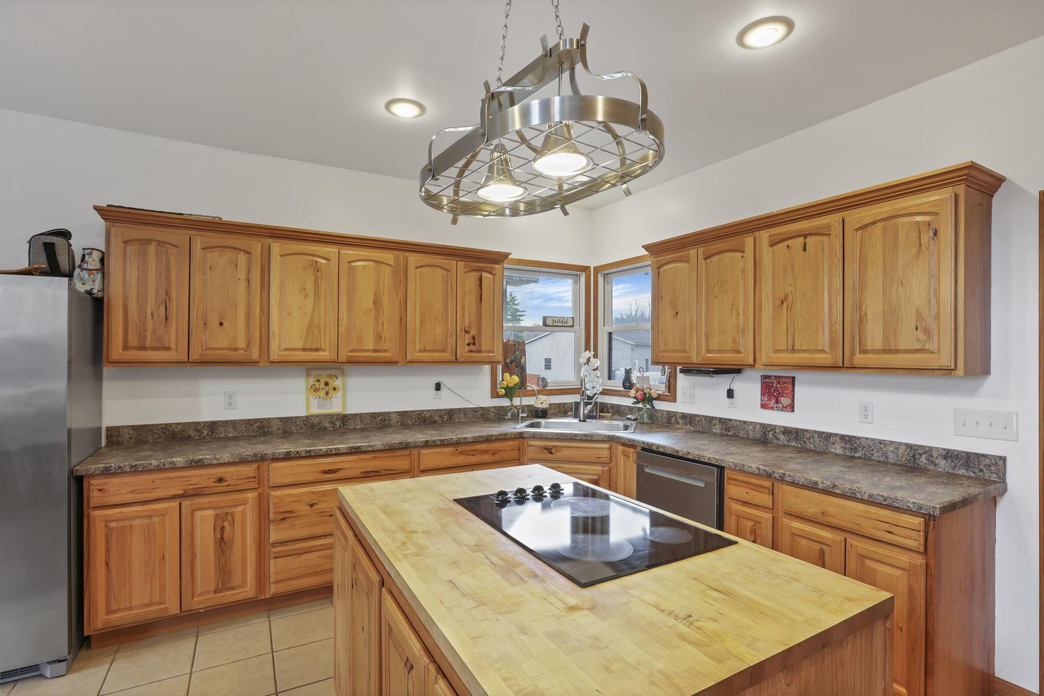 64900 Redbud Road Property Photo 12
