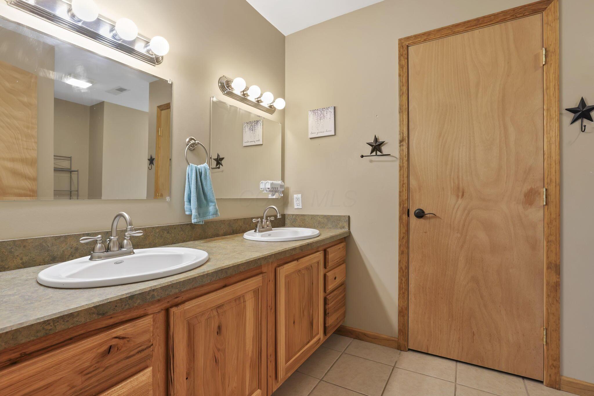 64900 Redbud Road Property Photo 33