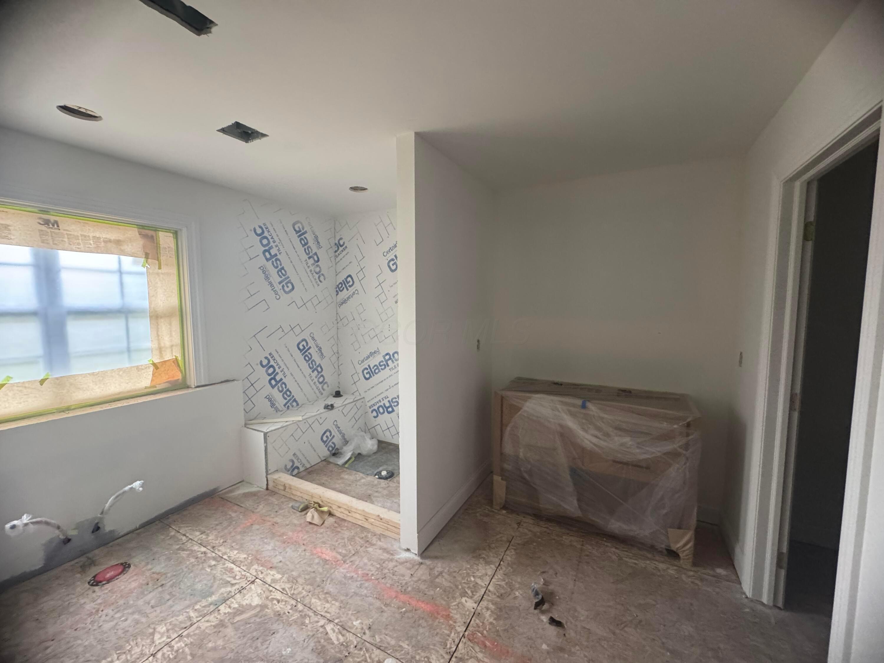 3519 Redding Road Property Photo 14