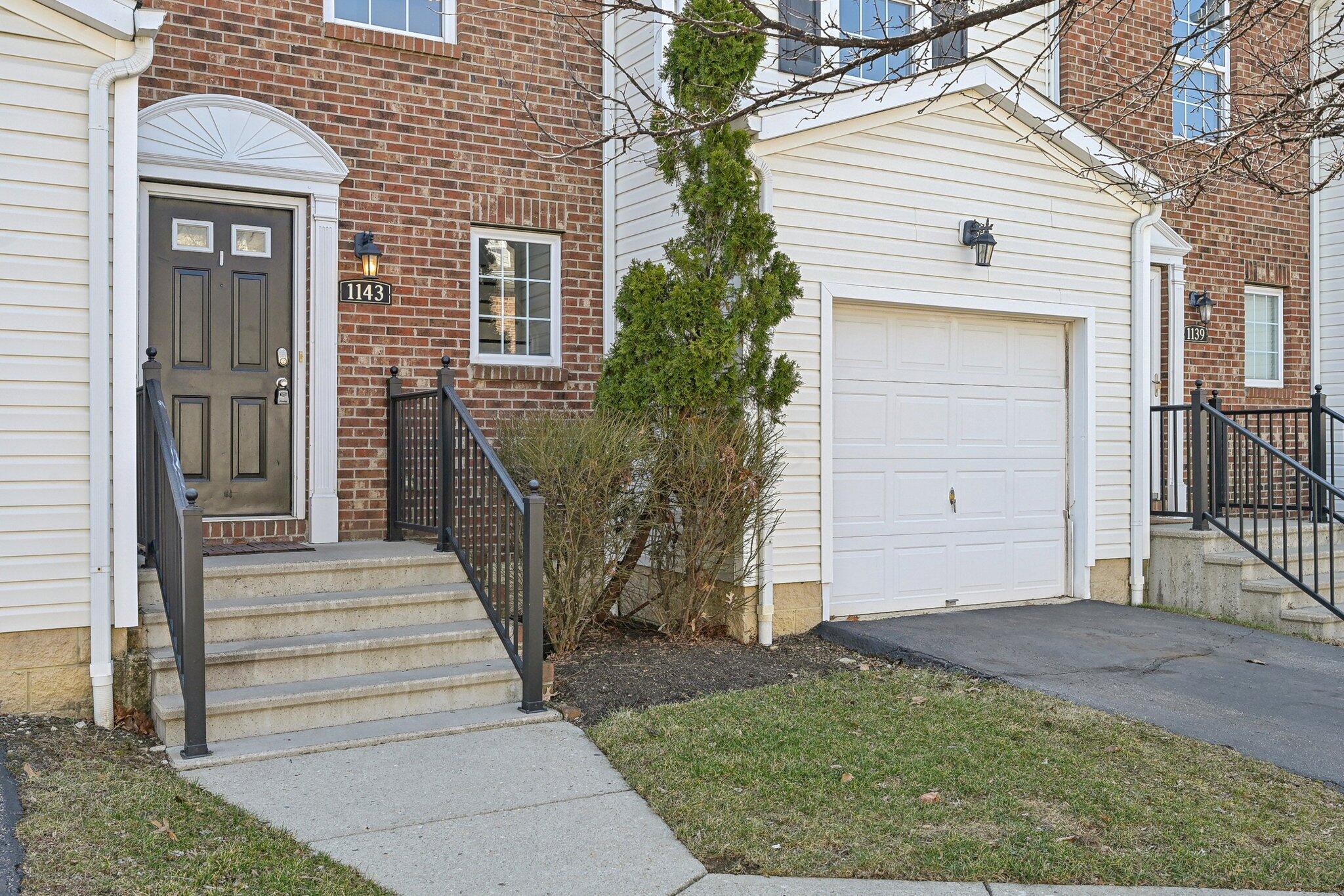 1143 Green Knoll Drive Property Photo 10