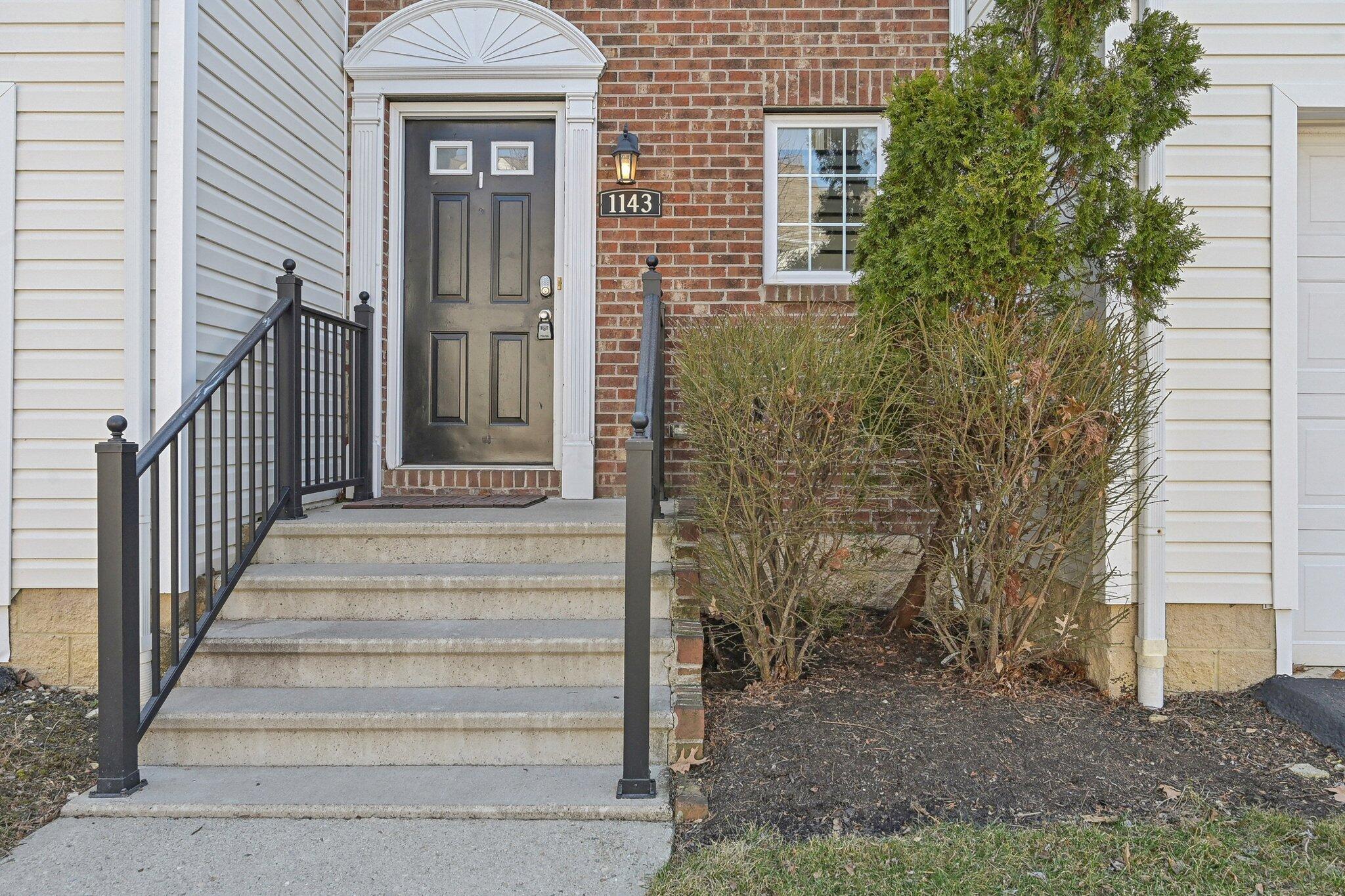 1143 Green Knoll Drive Property Photo 11