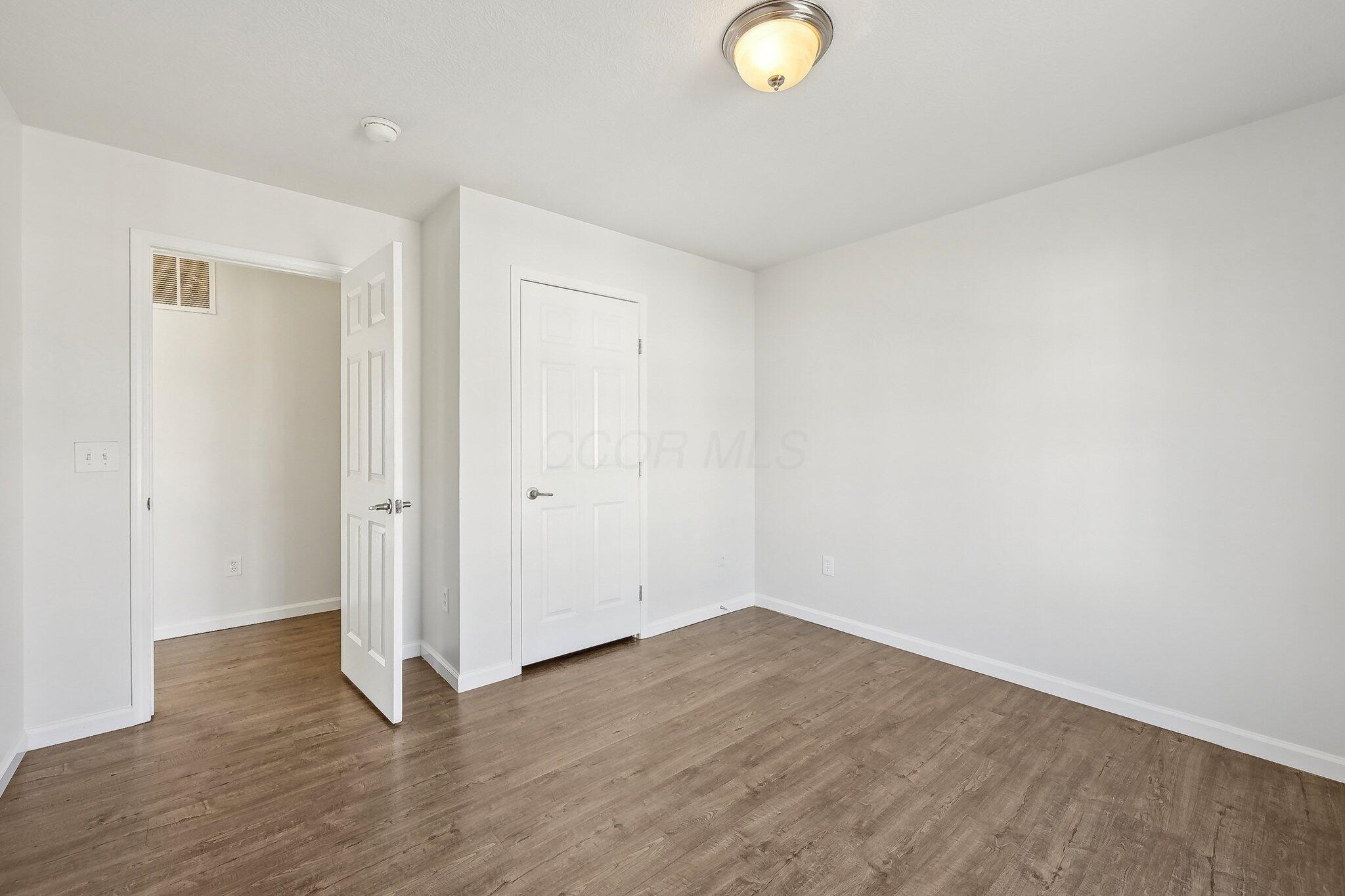 1143 Green Knoll Drive Property Photo 24