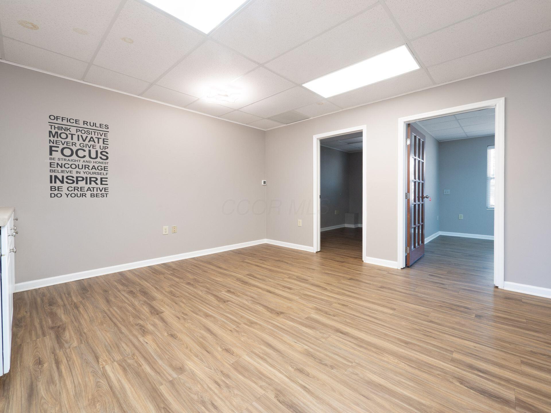 951 Worthington Woods Loop Road Property Photo 10