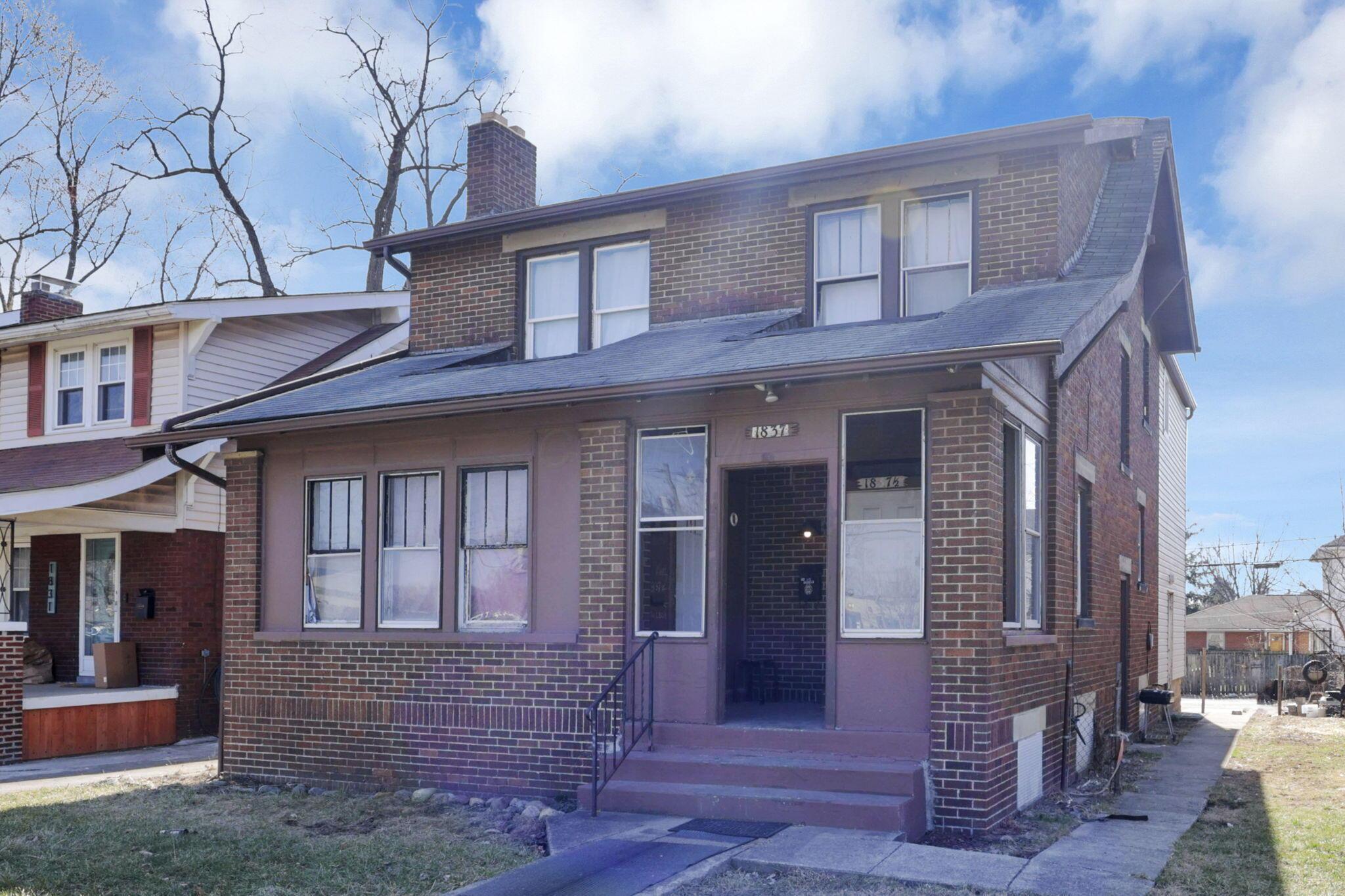 1837 Sullivant Avenue Property Photo 3