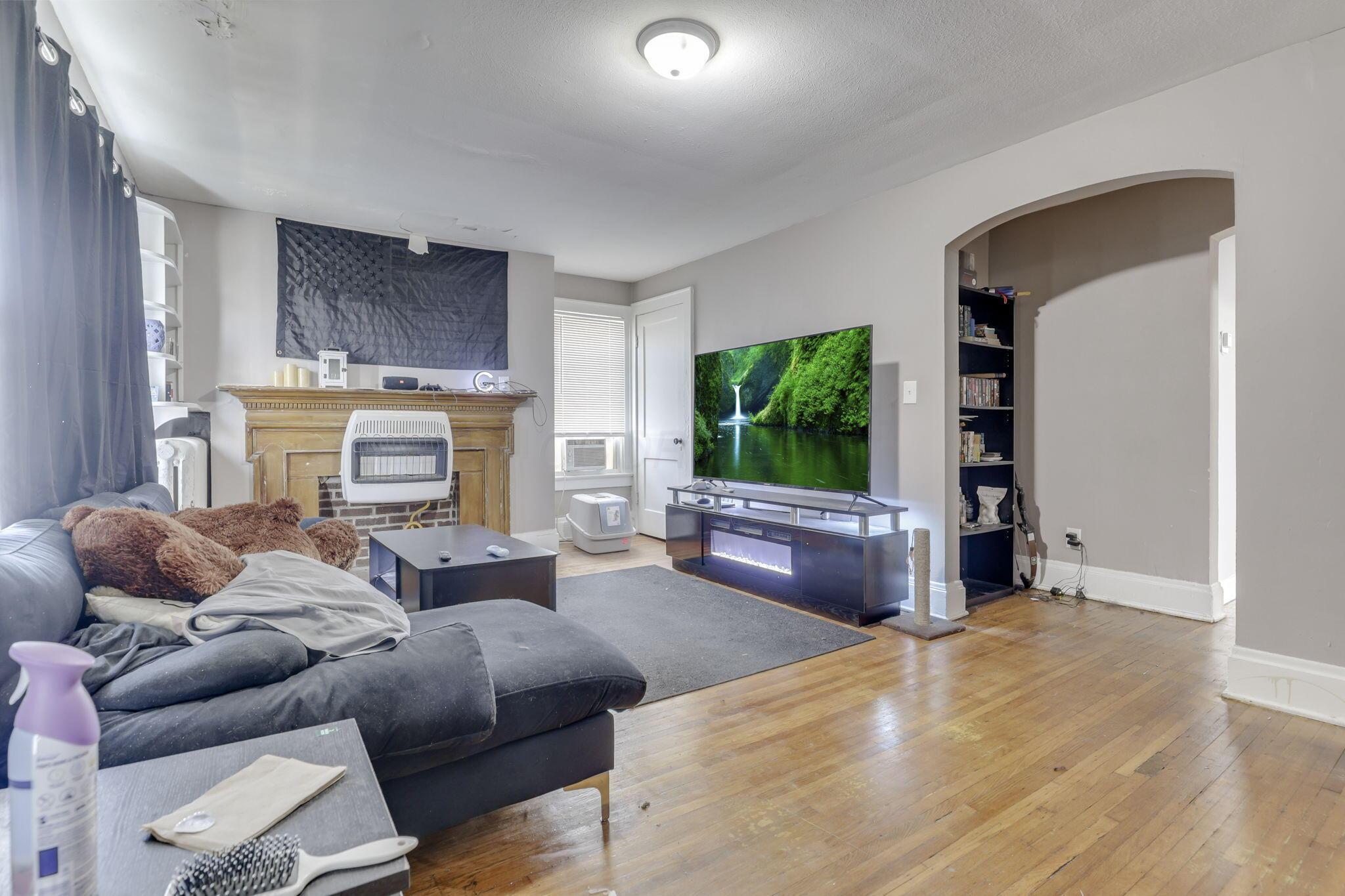 1837 Sullivant Avenue Property Photo 8