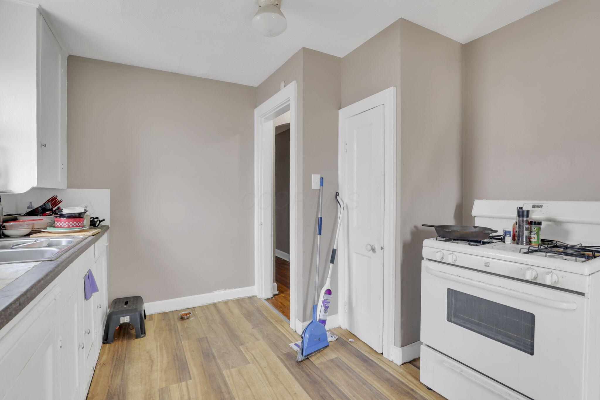 1837 Sullivant Avenue Property Photo 13