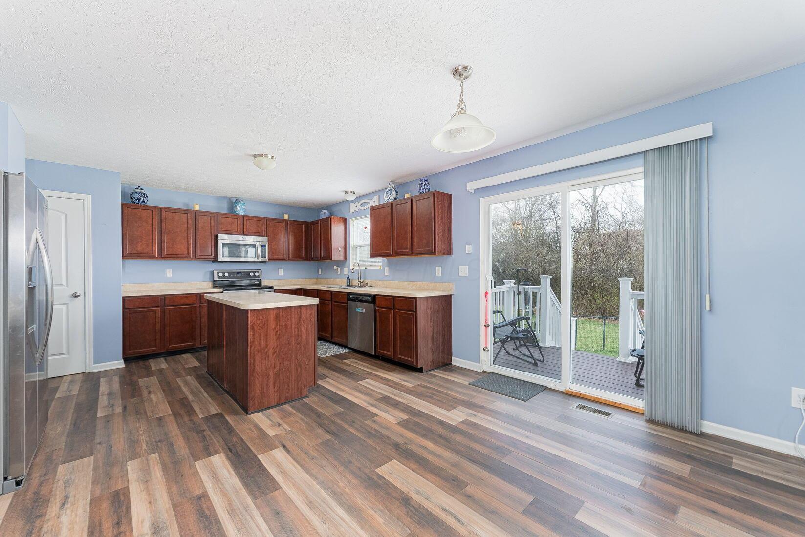 3830 Wolf Creek Road Property Photo 10