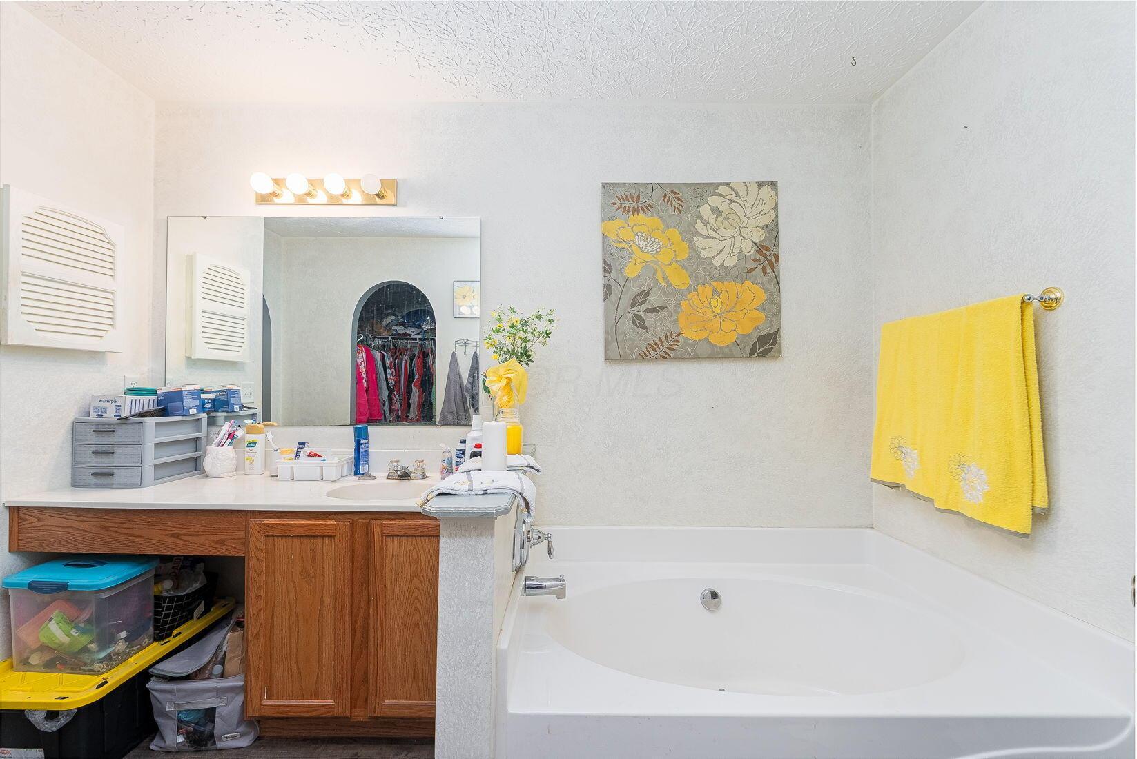 46 River Court Property Photo 18