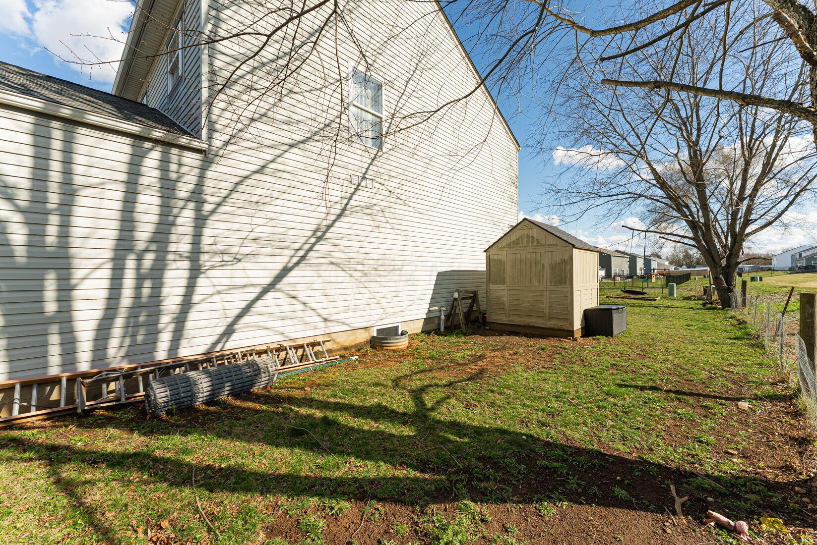 46 River Court Property Photo 32