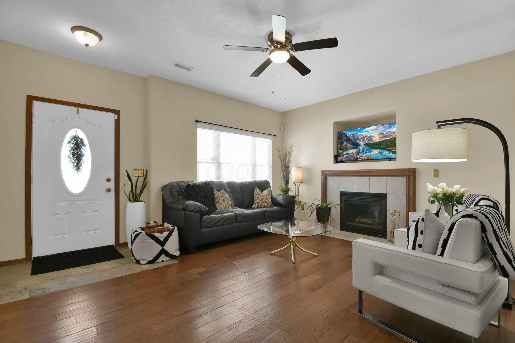 2517 Tree Knoll Court Property Photo 8