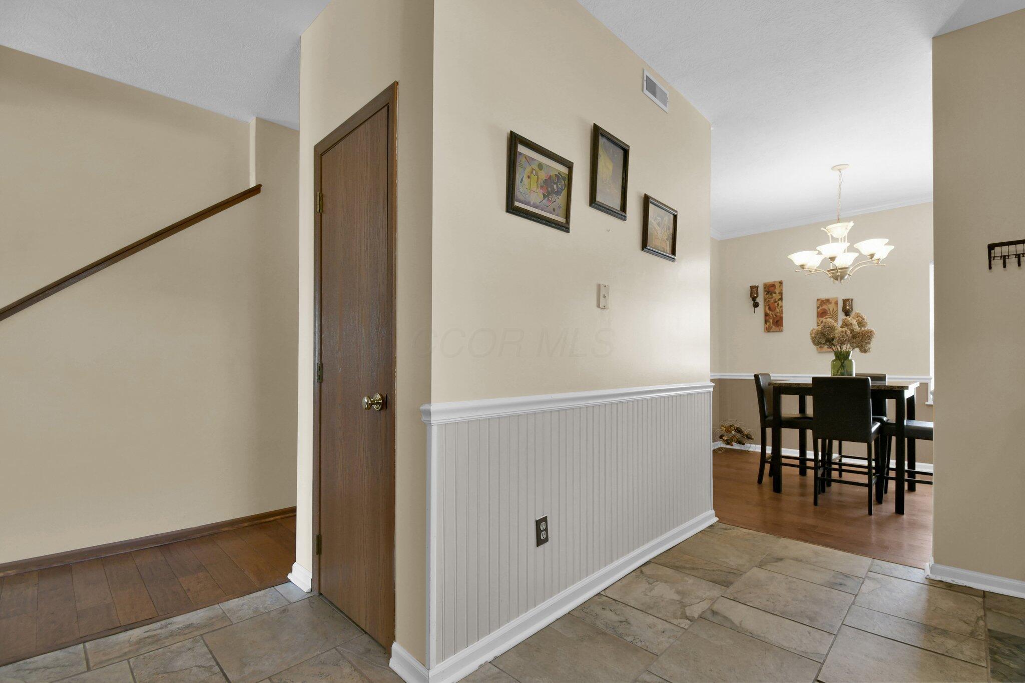 2517 Tree Knoll Court Property Photo 17