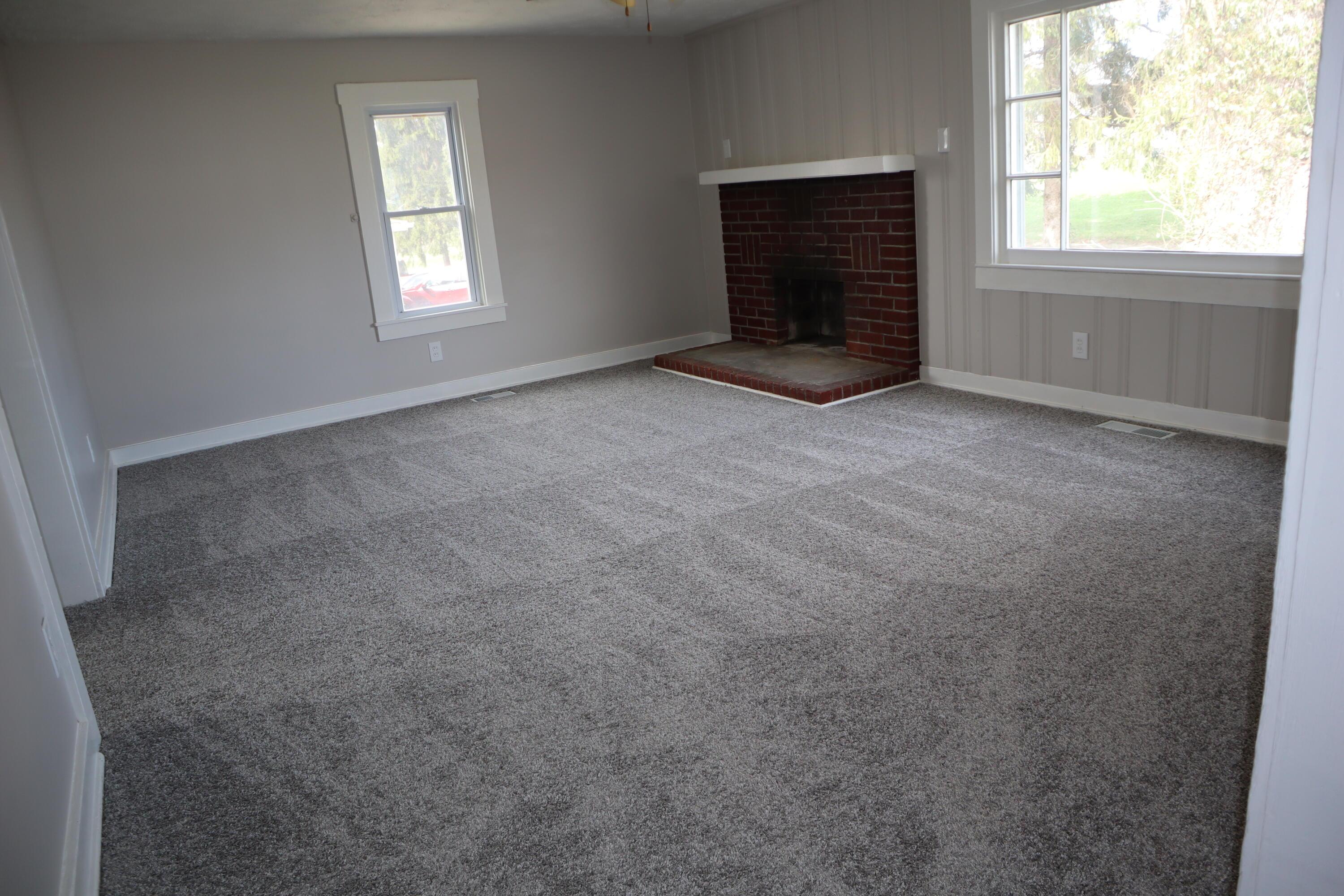 15 S Buckles Avenue Property Photo 4