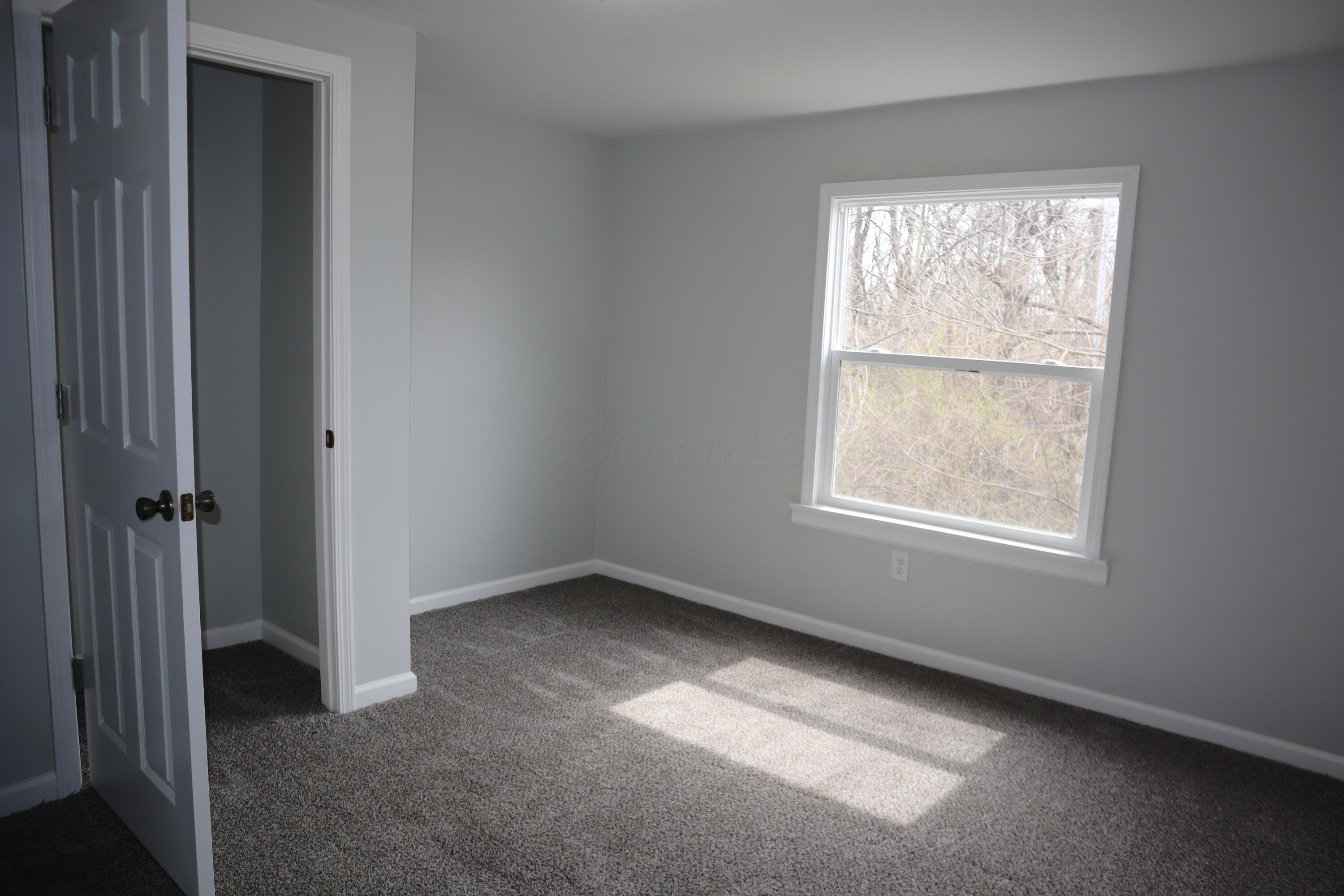 15 S Buckles Avenue Property Photo 8
