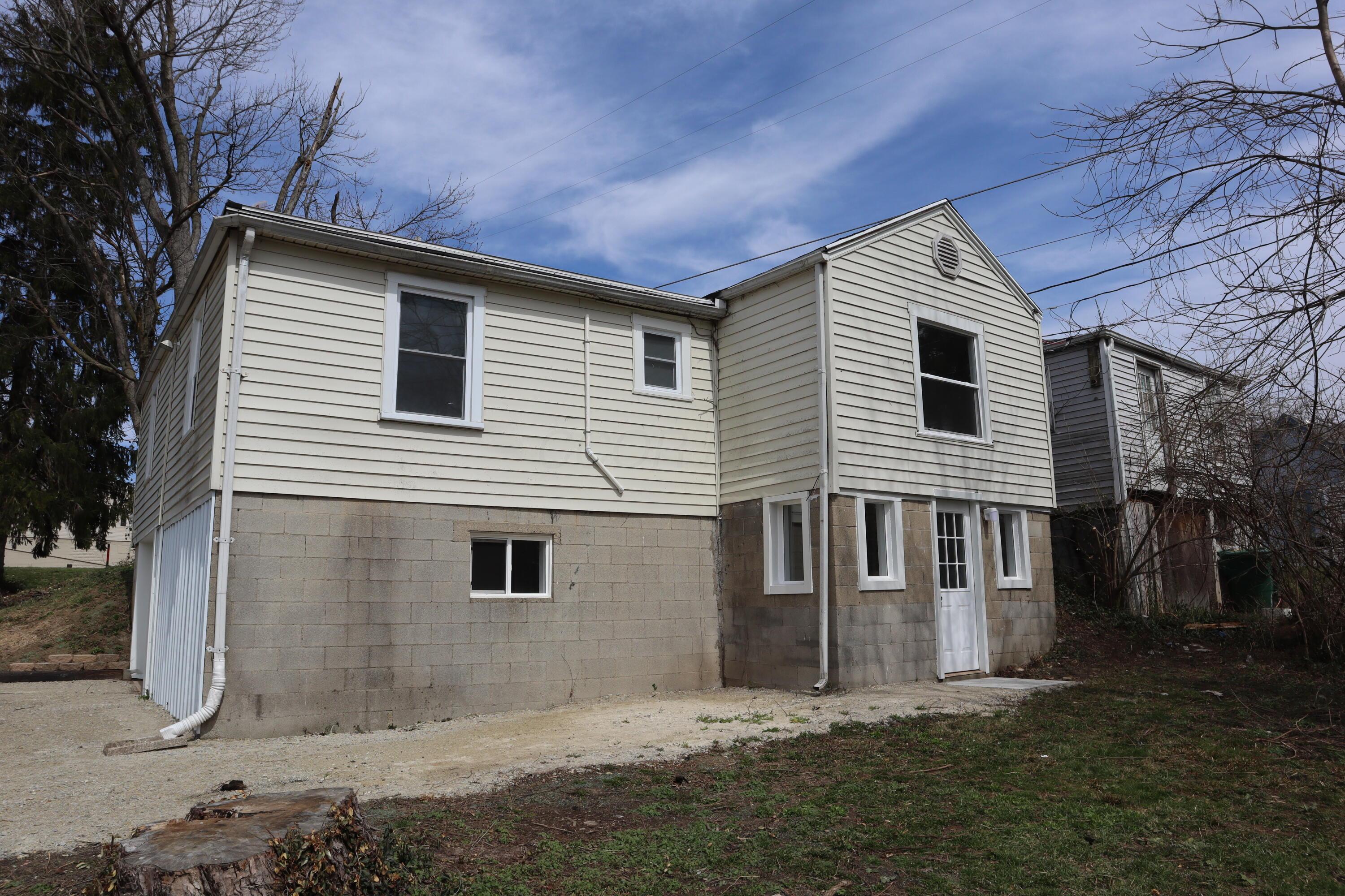 15 S Buckles Avenue Property Photo 13