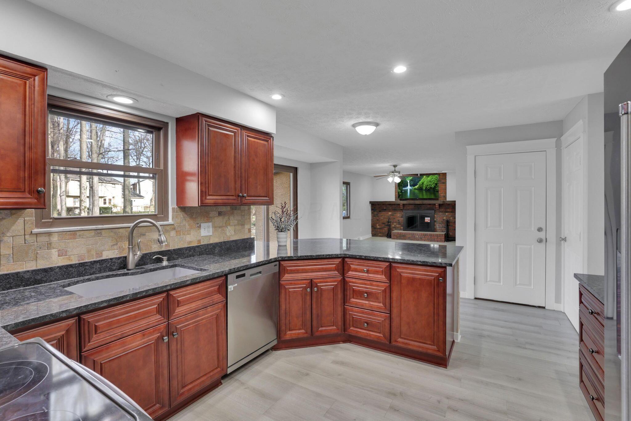 11609 Wedgewood Drive Nw Property Photo 10