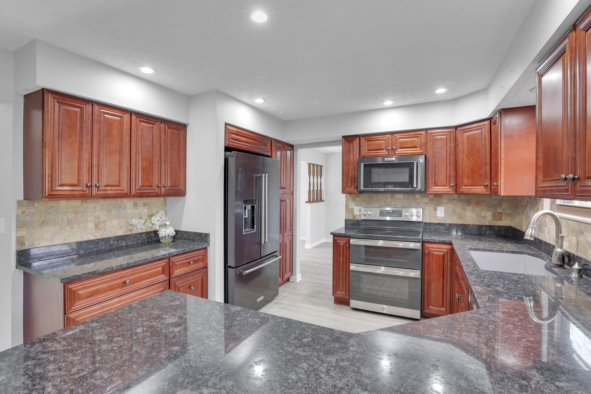 11609 Wedgewood Drive Nw Property Photo 12