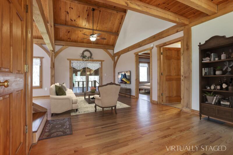 67230 Creek Road Property Photo 3