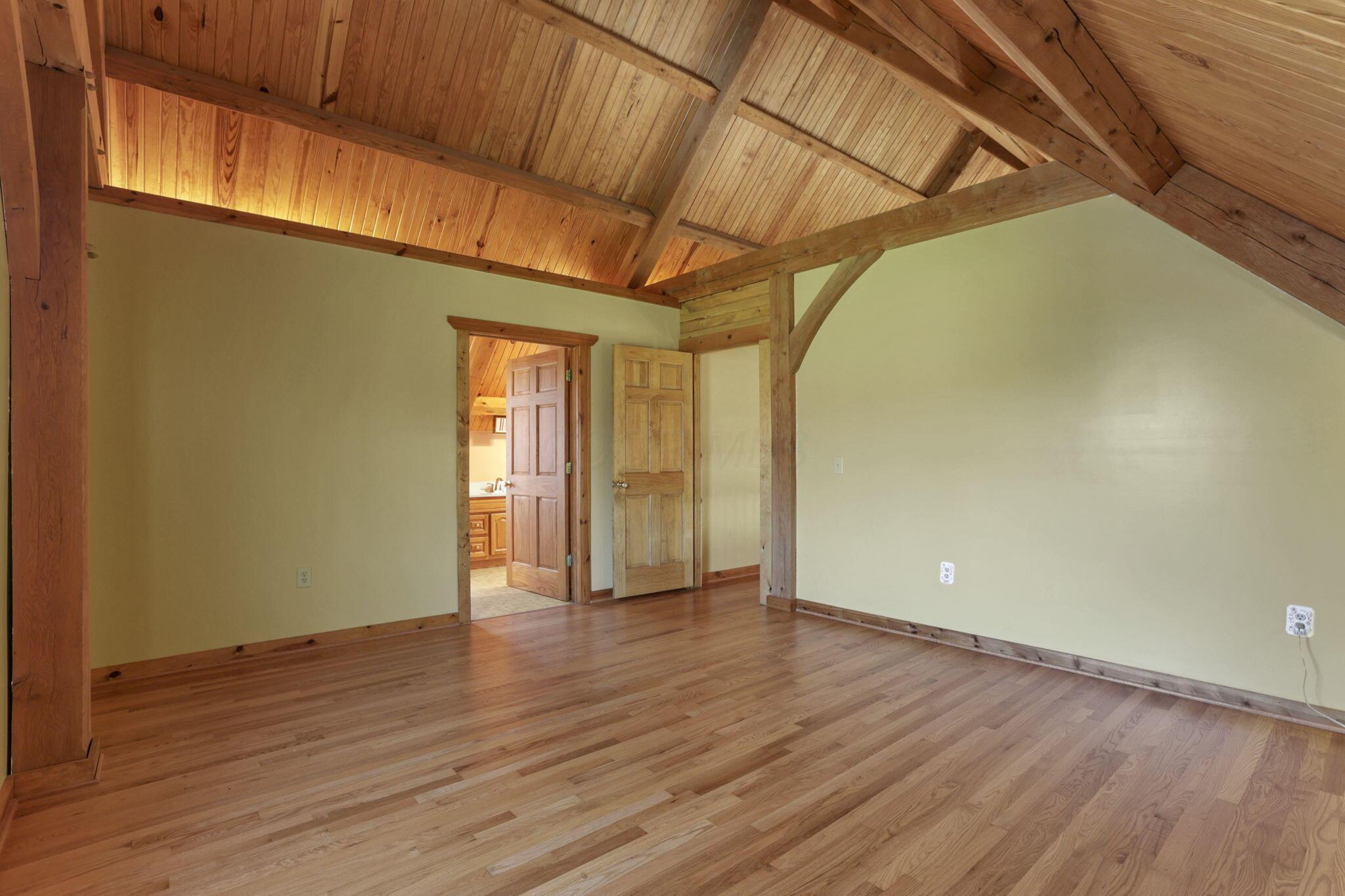 67230 Creek Road Property Photo 32