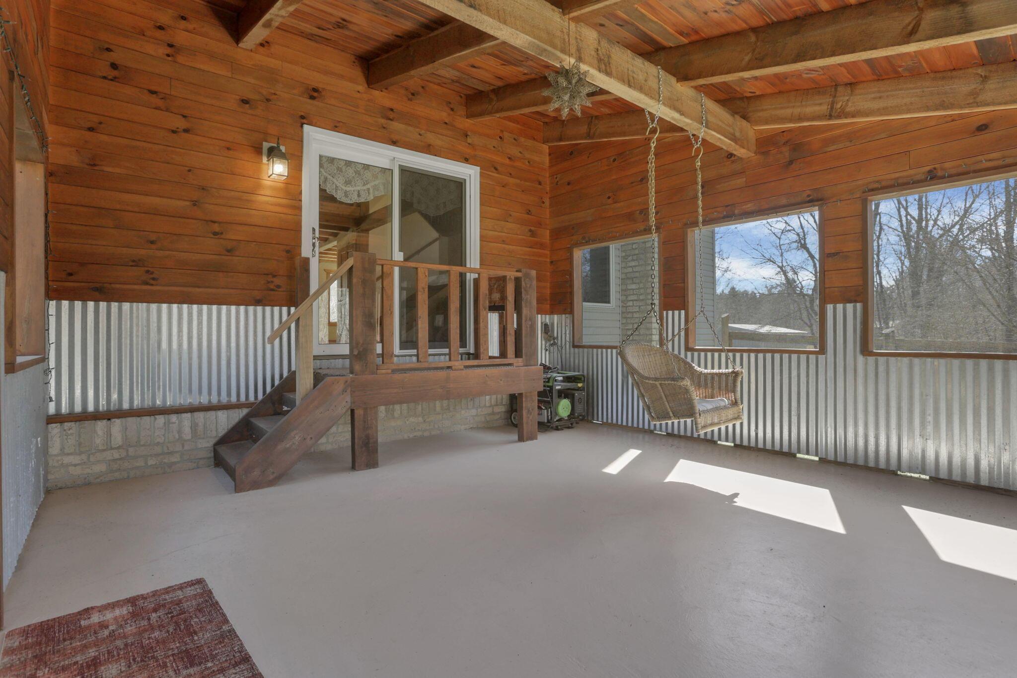 67230 Creek Road Property Photo 36