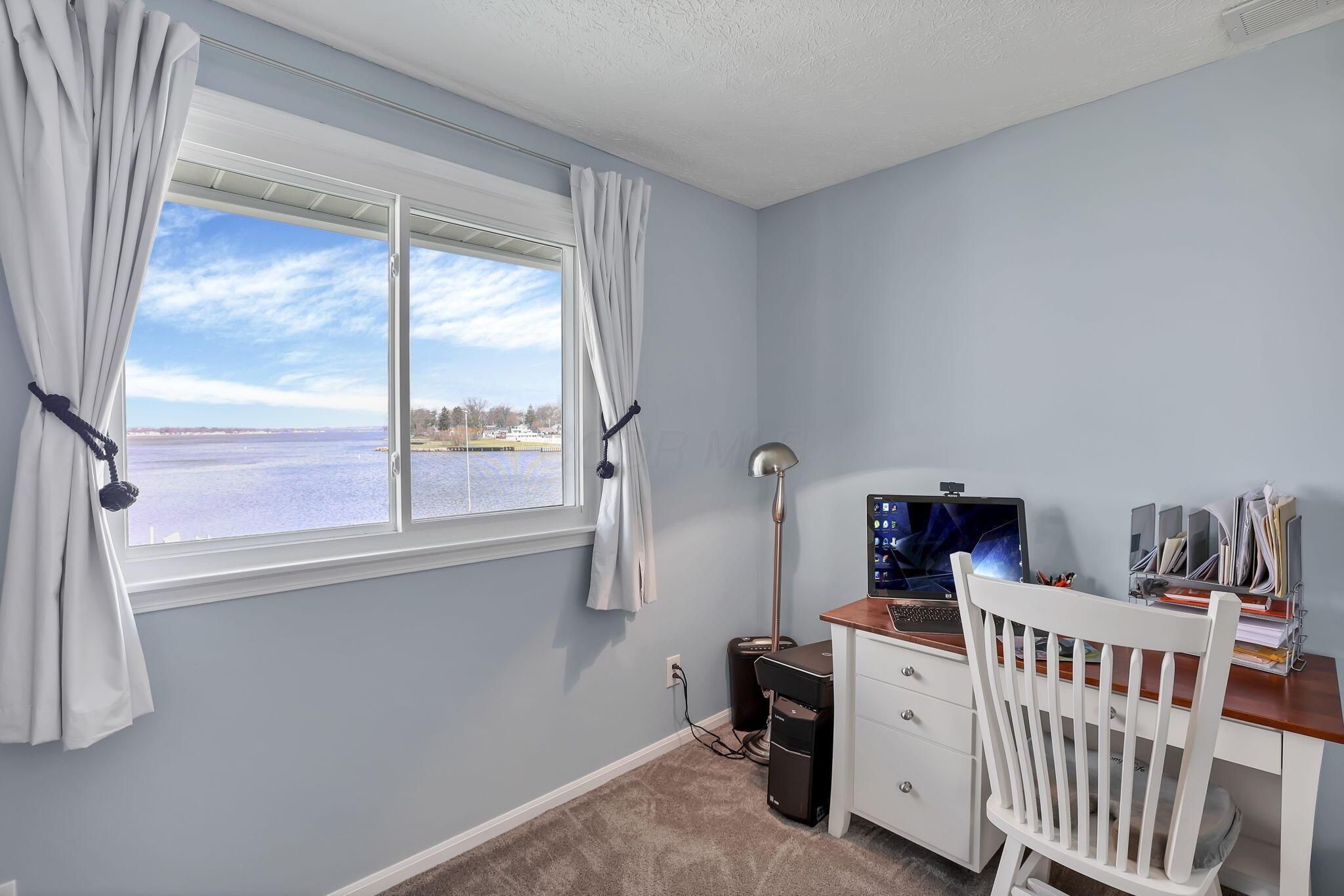 12544 W Bank Drive Ne Property Photo 27