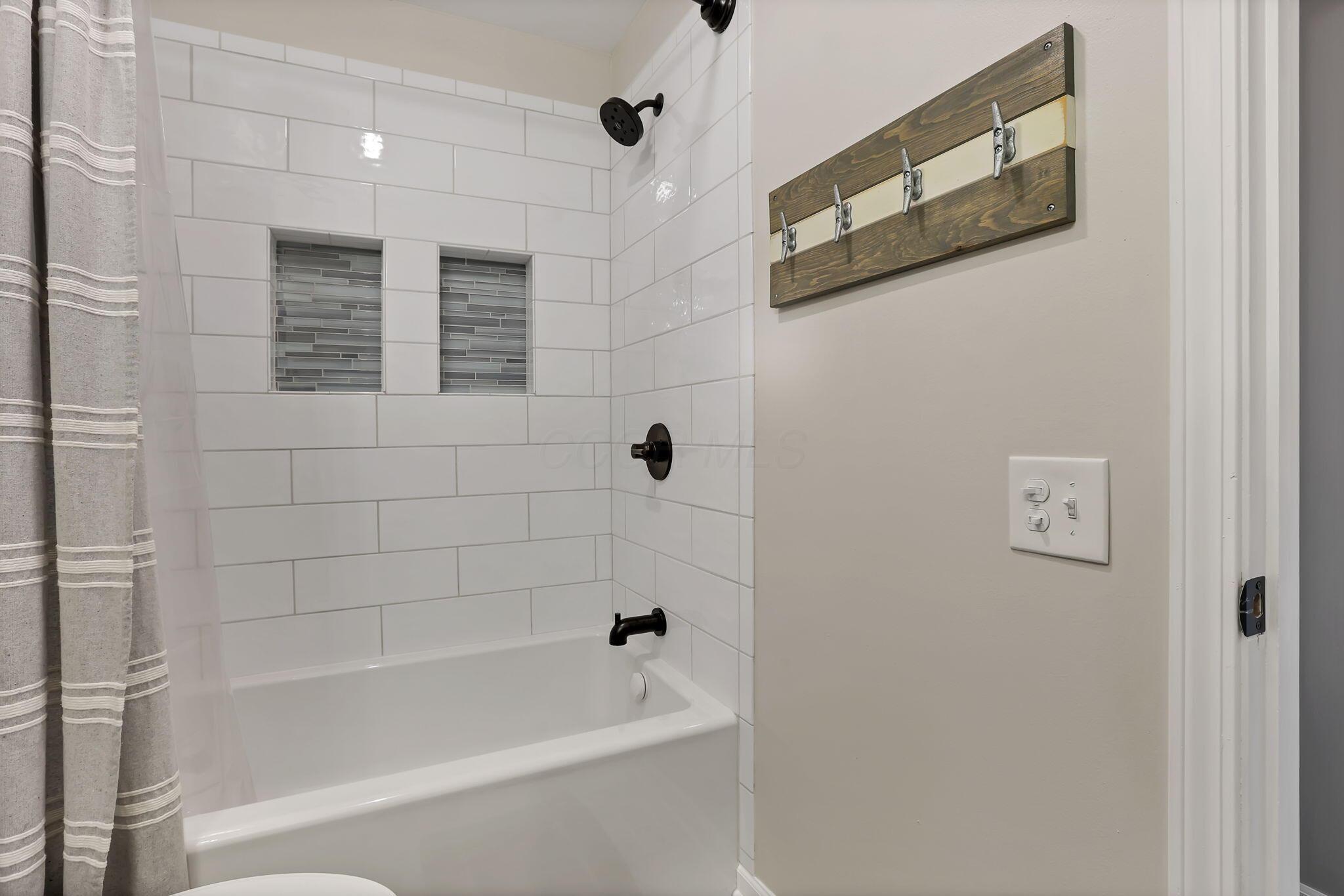 12544 W Bank Drive Ne Property Photo 30