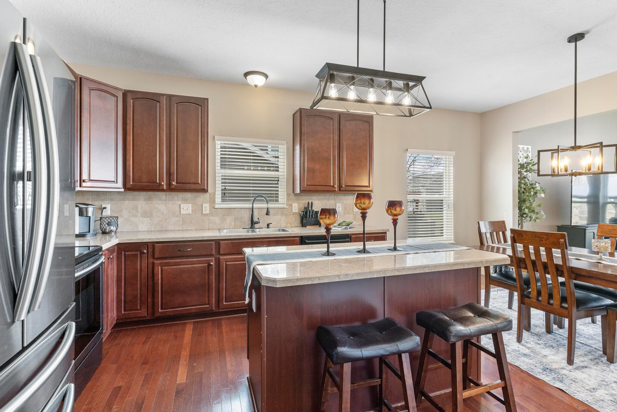 555 Buena Park Drive Property Photo 7