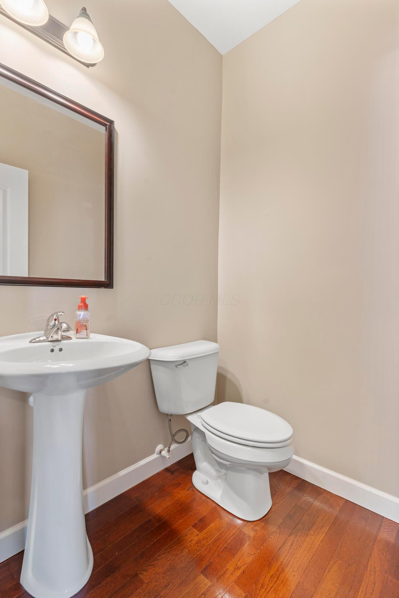 555 Buena Park Drive Property Photo 17