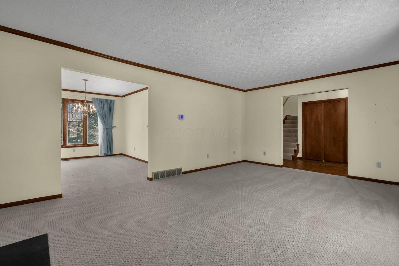 1878 Hankinson Road Property Photo 4