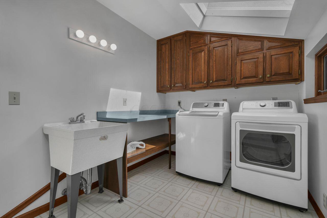 1878 Hankinson Road Property Photo 16