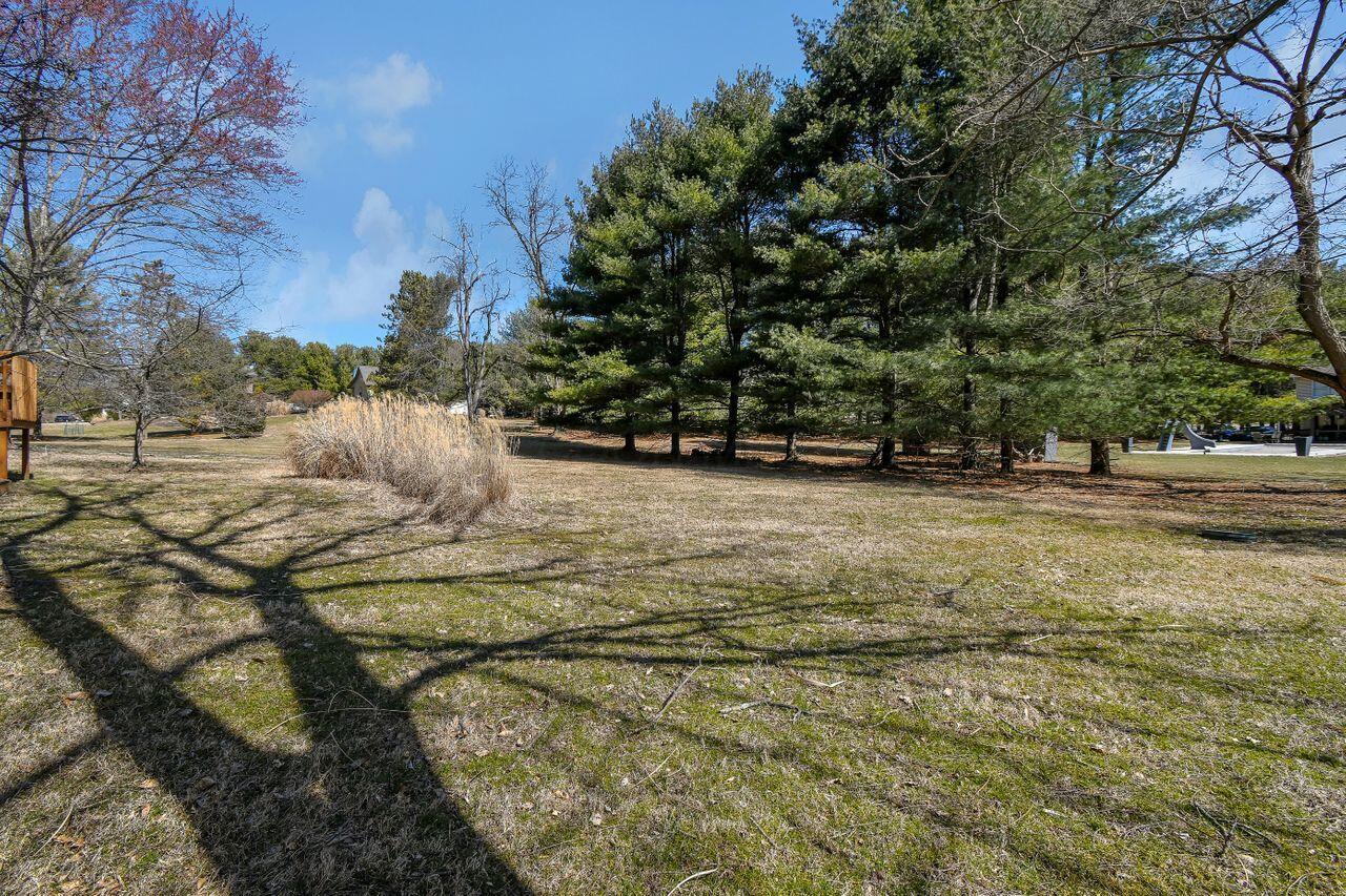 1878 Hankinson Road Property Photo 39