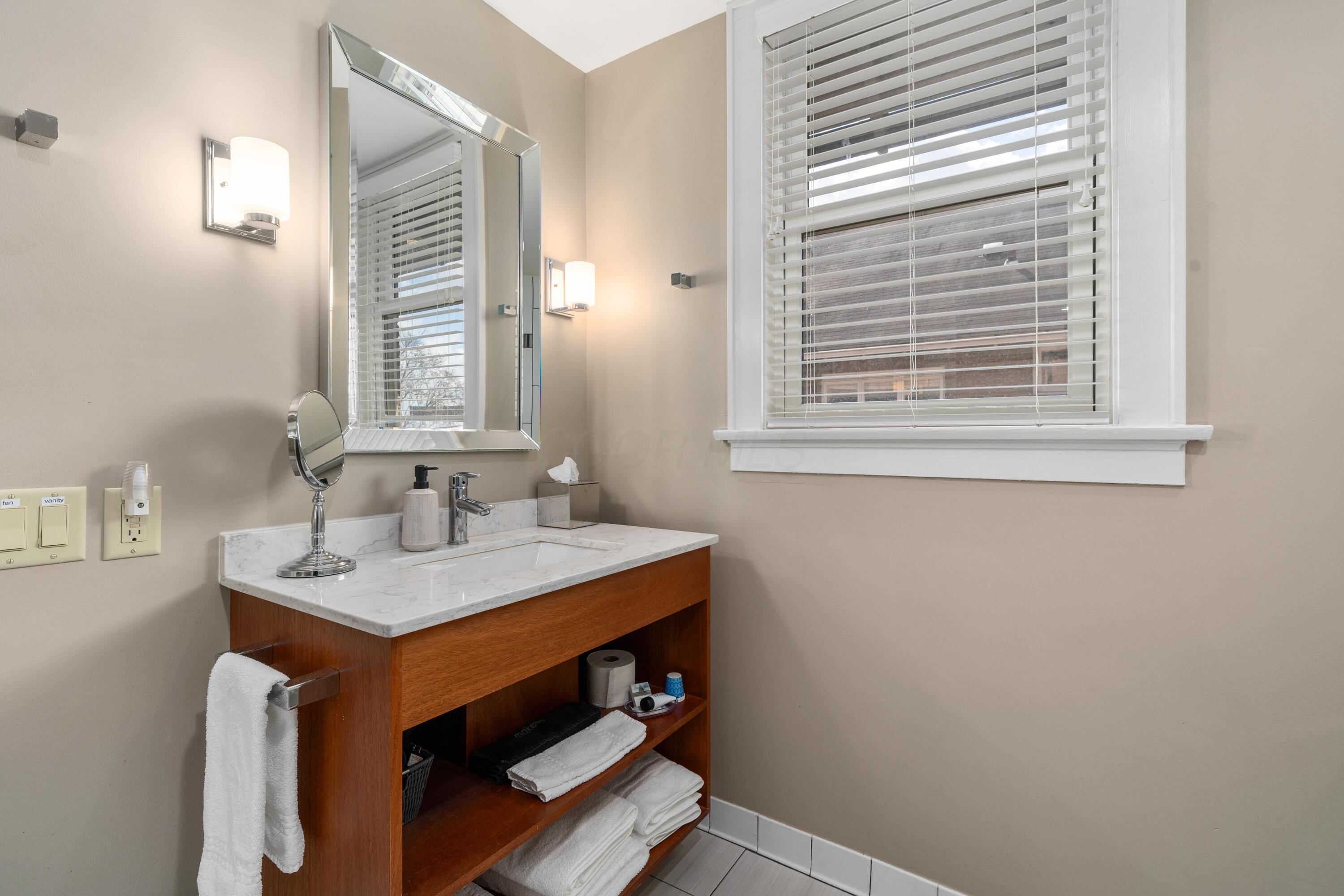519 S Drexel Avenue Property Photo 52